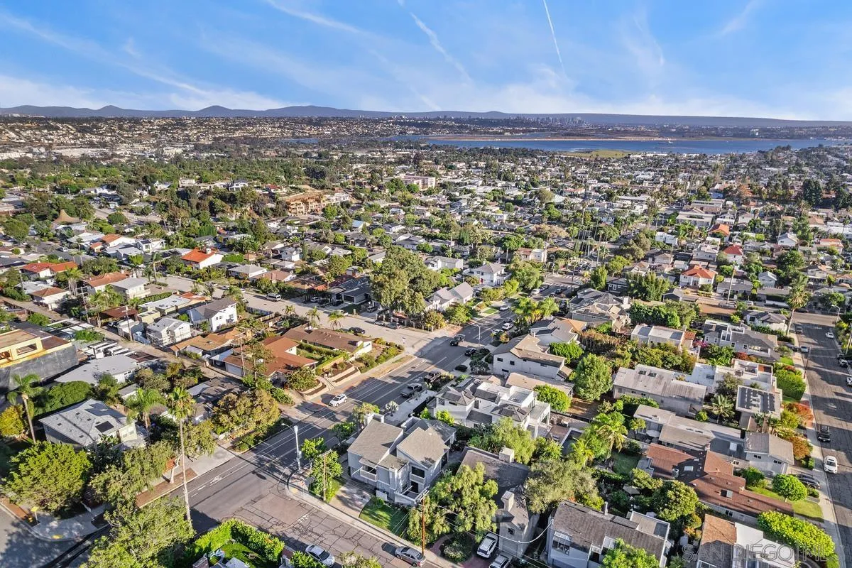 https://cdn.realtyfeed.com/cdn/127/250039905/9fcc327837c63a15fc003d6c36d1752e.webp