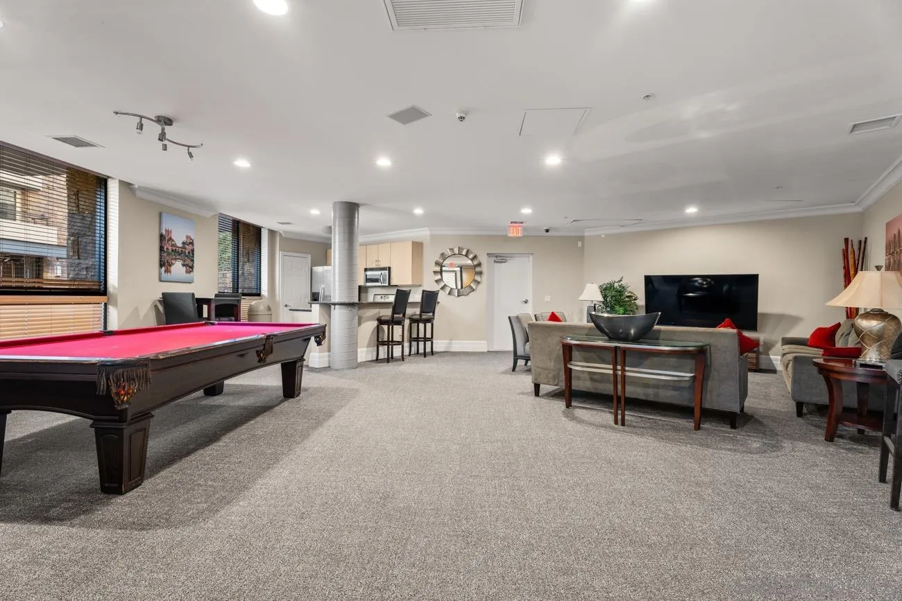 https://cdn.realtyfeed.com/cdn/127/250039908/301ad30a3d9730d87a6dd1ce1ddab64f.webp