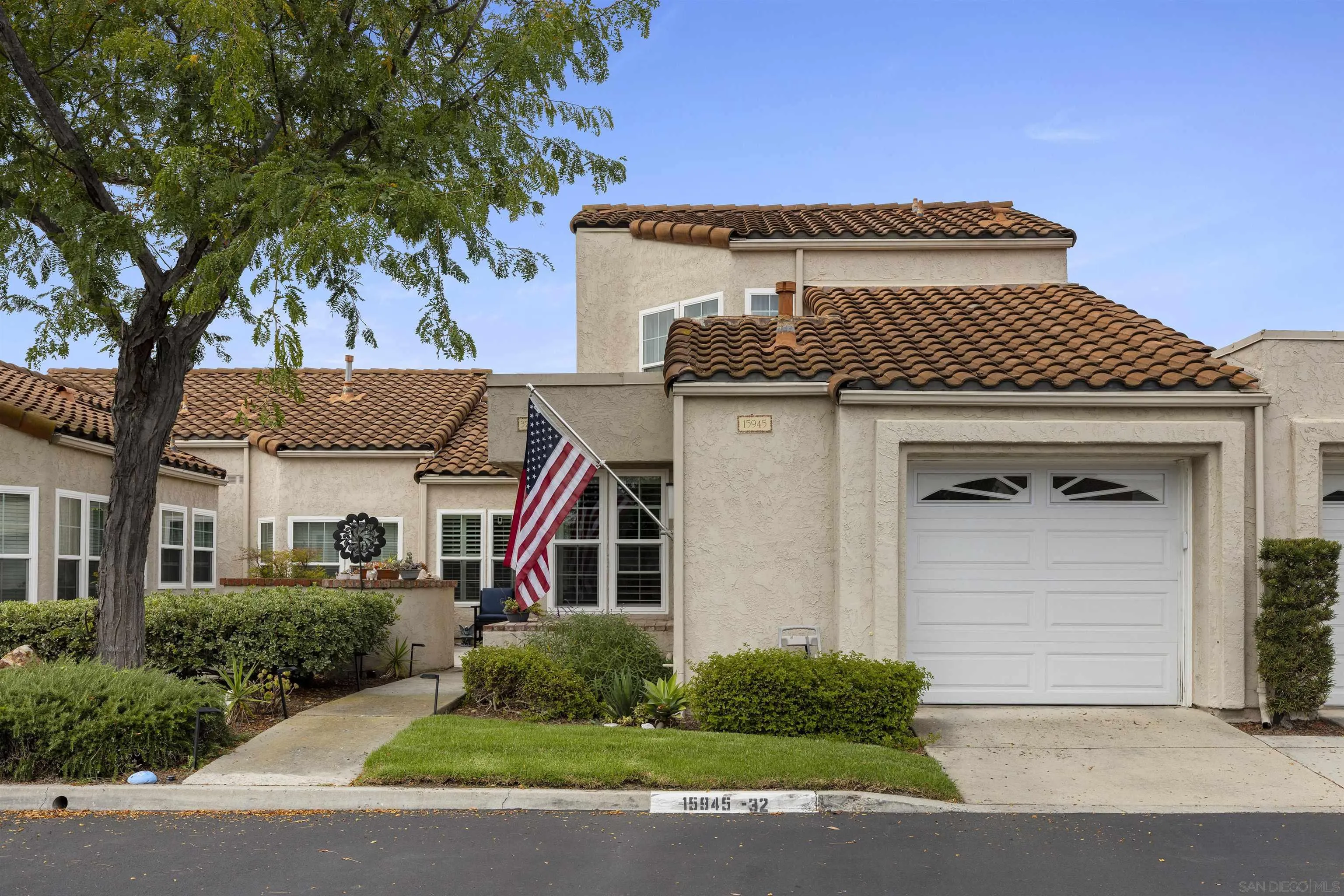 Photo #2: 250039910 Listing 