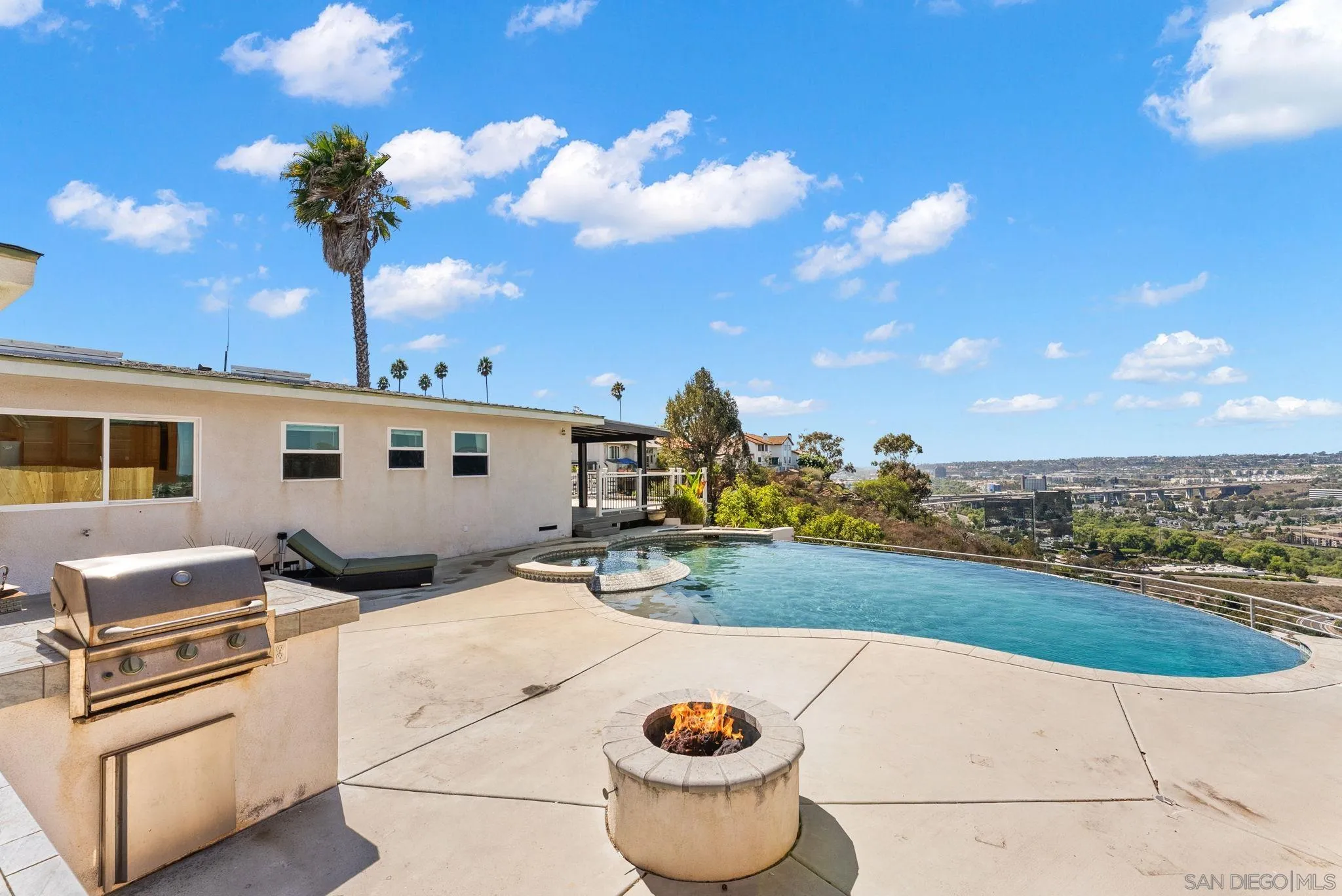 https://cdn.realtyfeed.com/cdn/127/250039916/69a22ce8de4f967370b50ff78e1adac1.webp