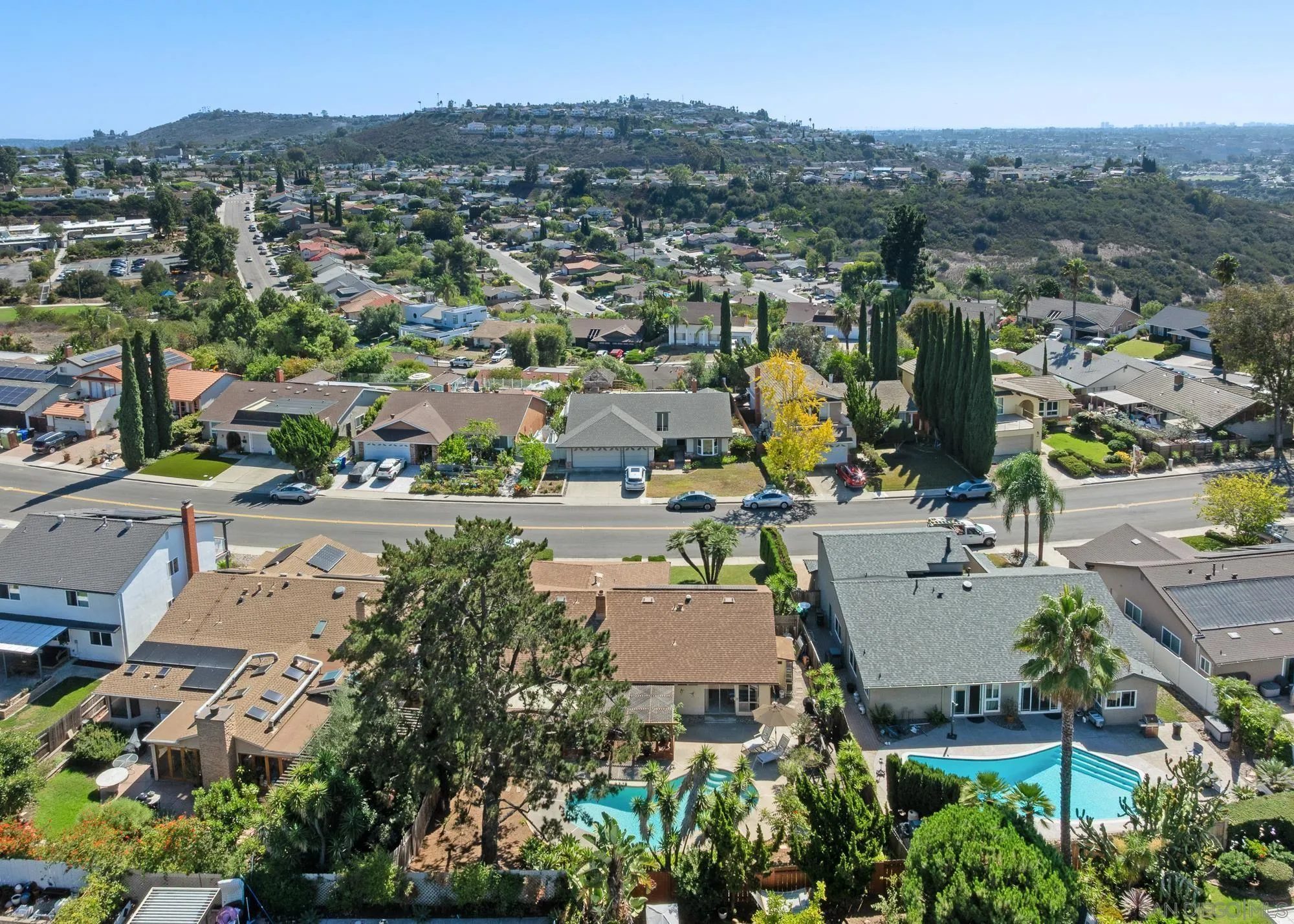 https://cdn.realtyfeed.com/cdn/127/250039917/f0cb61055d7b04ac6839422463a0ad13.webp