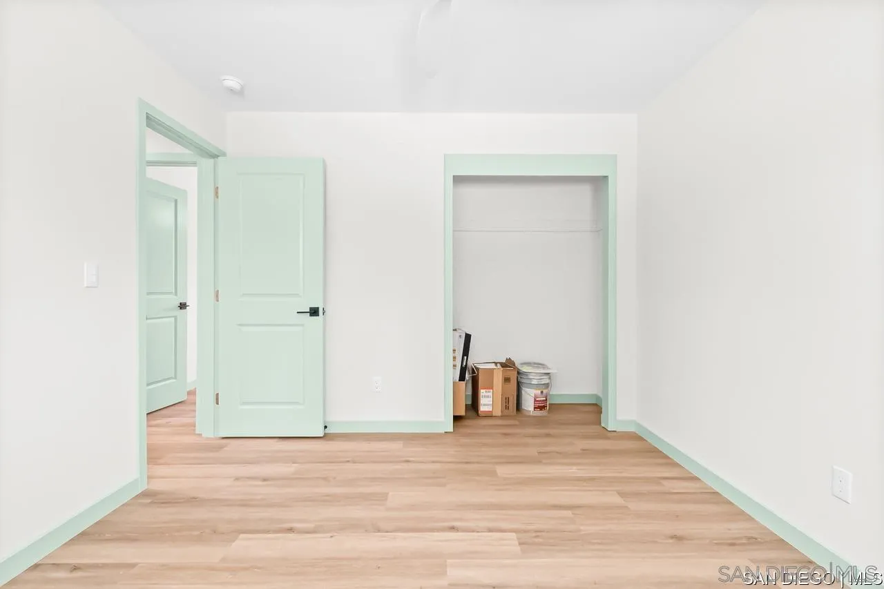 https://cdn.realtyfeed.com/cdn/127/250039924/a2754cc2864f478809e7b7f2d6fe49e4.webp