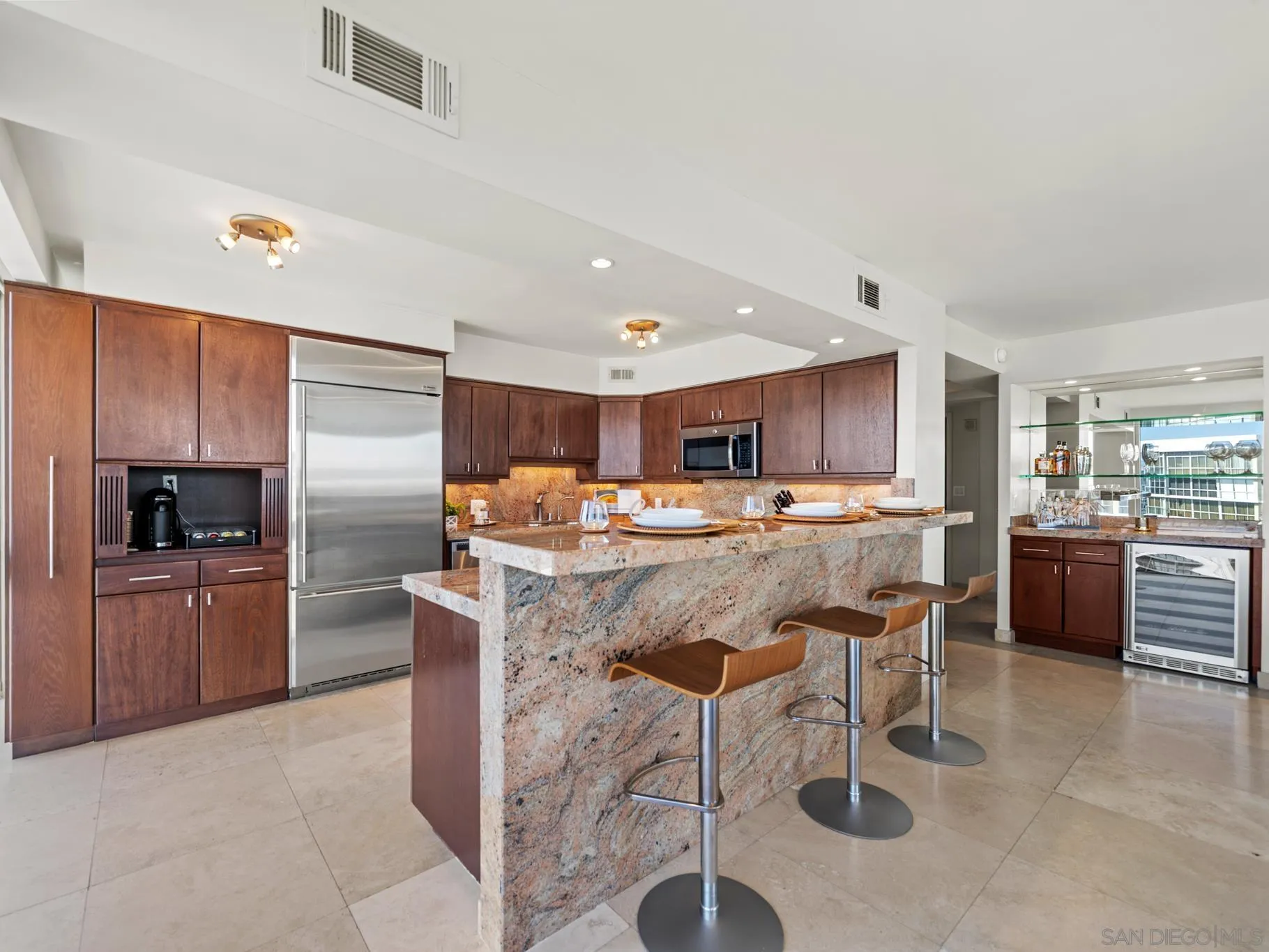Photo #10: 250039929 Listing: Photo #10