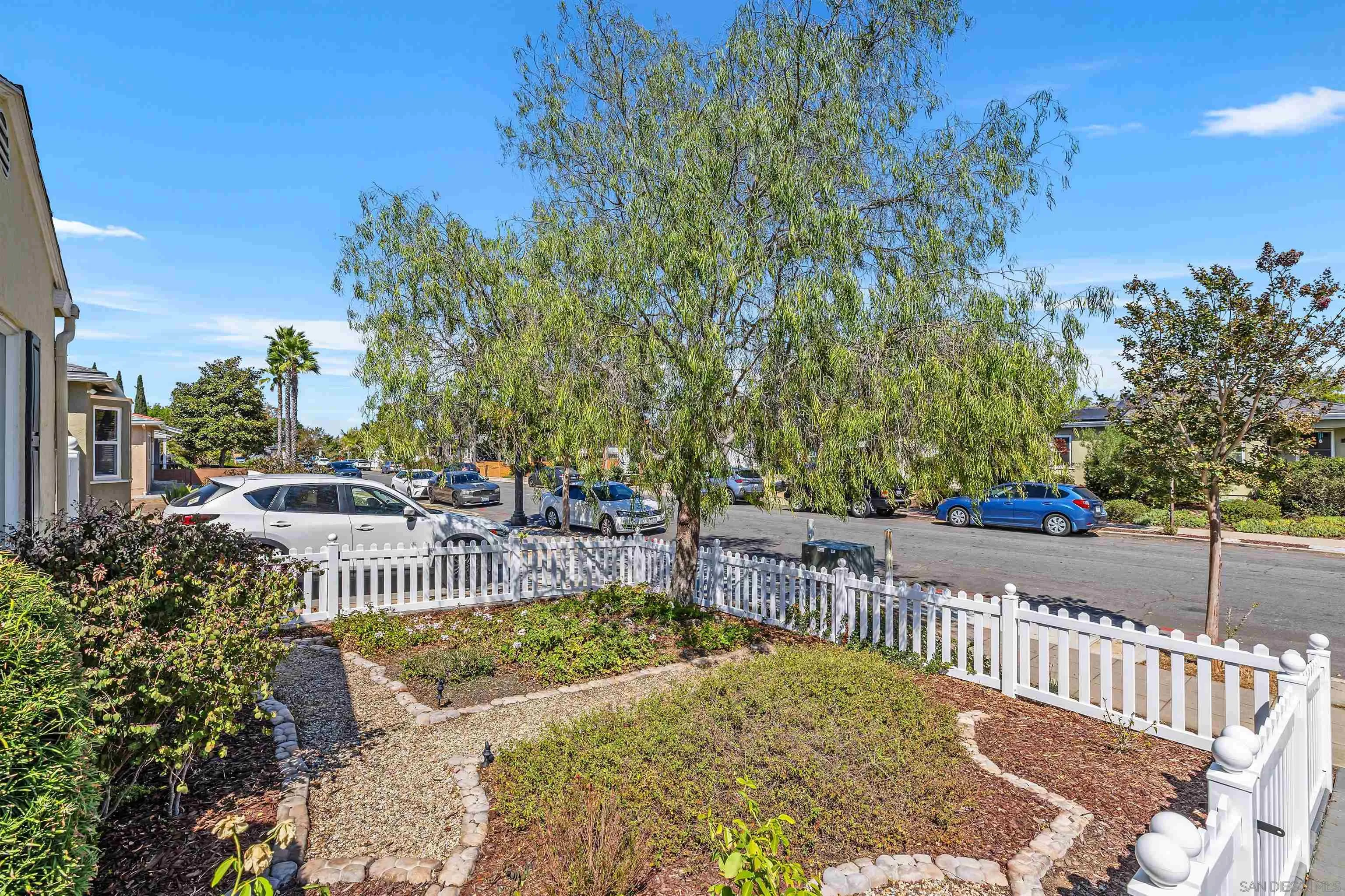 https://cdn.realtyfeed.com/cdn/127/250039931/011b8e18a9e110c88804282d3949b5f7.webp