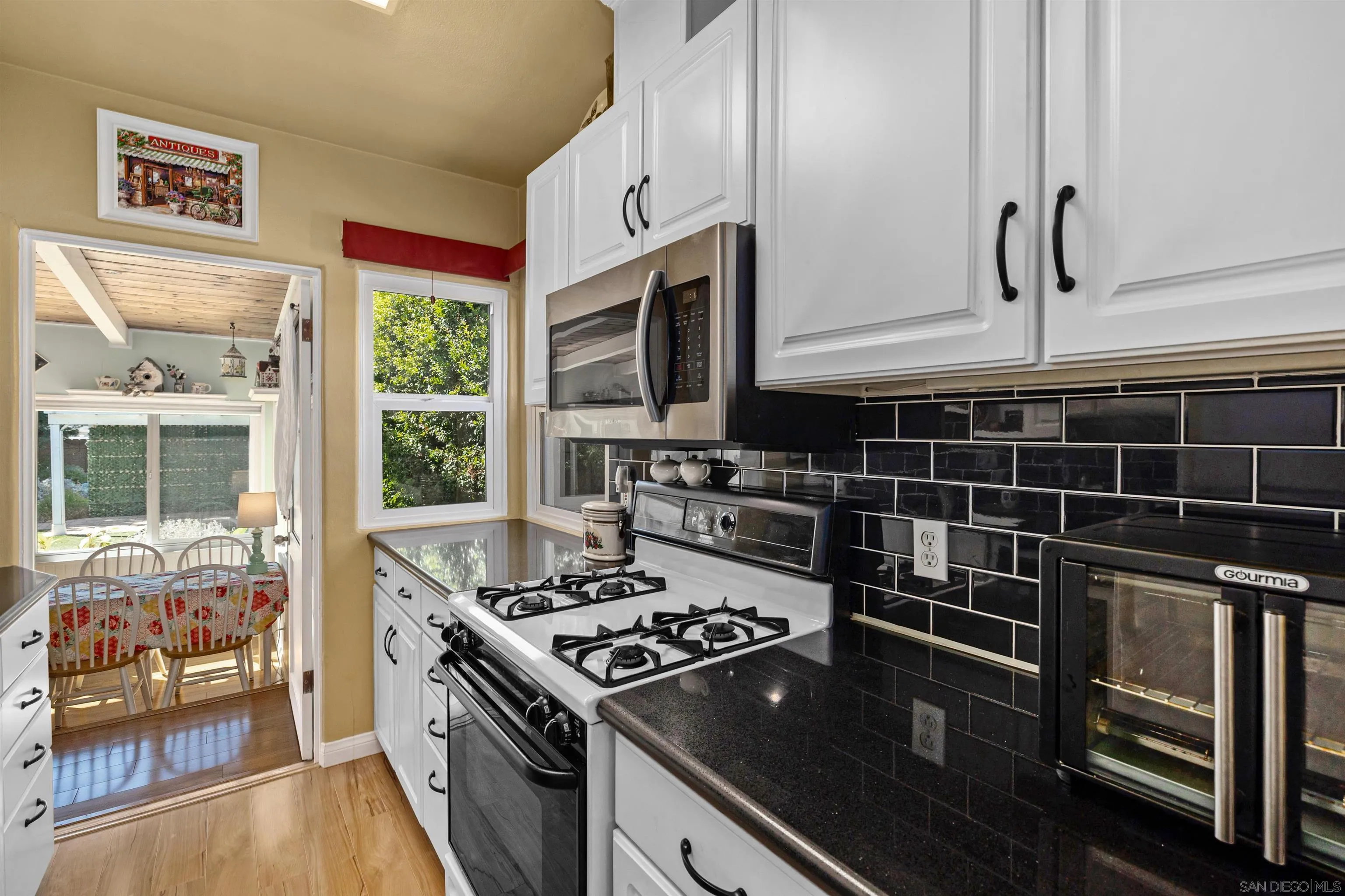 https://cdn.realtyfeed.com/cdn/127/250039931/1ef1fa860090e1ff5c0f54c42bec7222.webp
