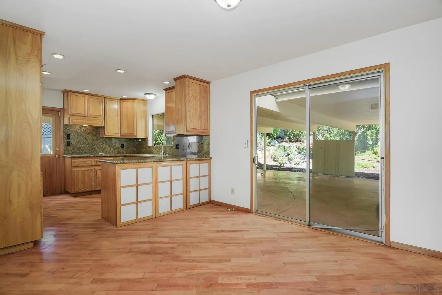https://cdn.realtyfeed.com/cdn/127/250039932/ff30c1b1b69b0a3665517432b6f10e42.webp