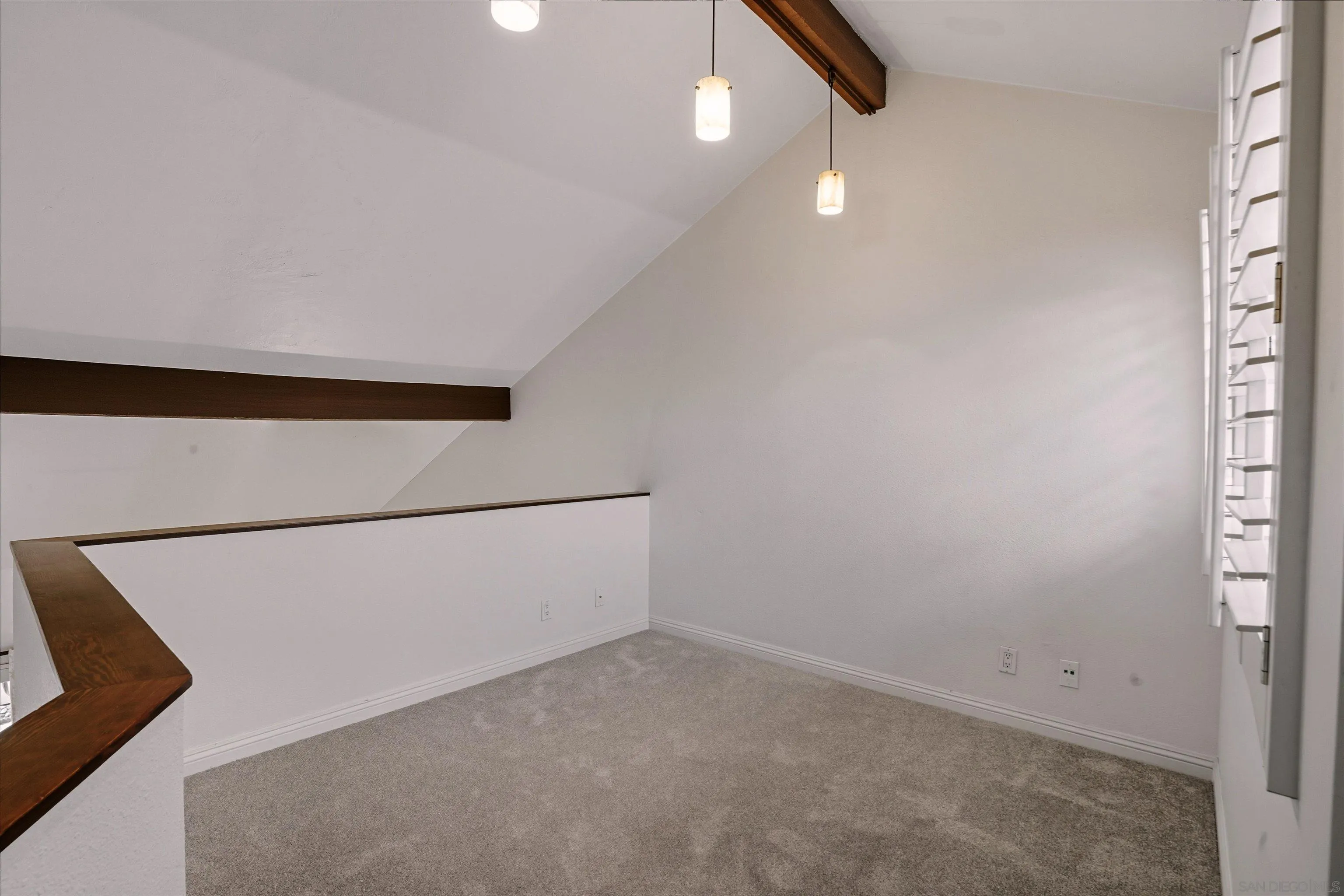 Photo #23: 250039936 Listing: Photo #23