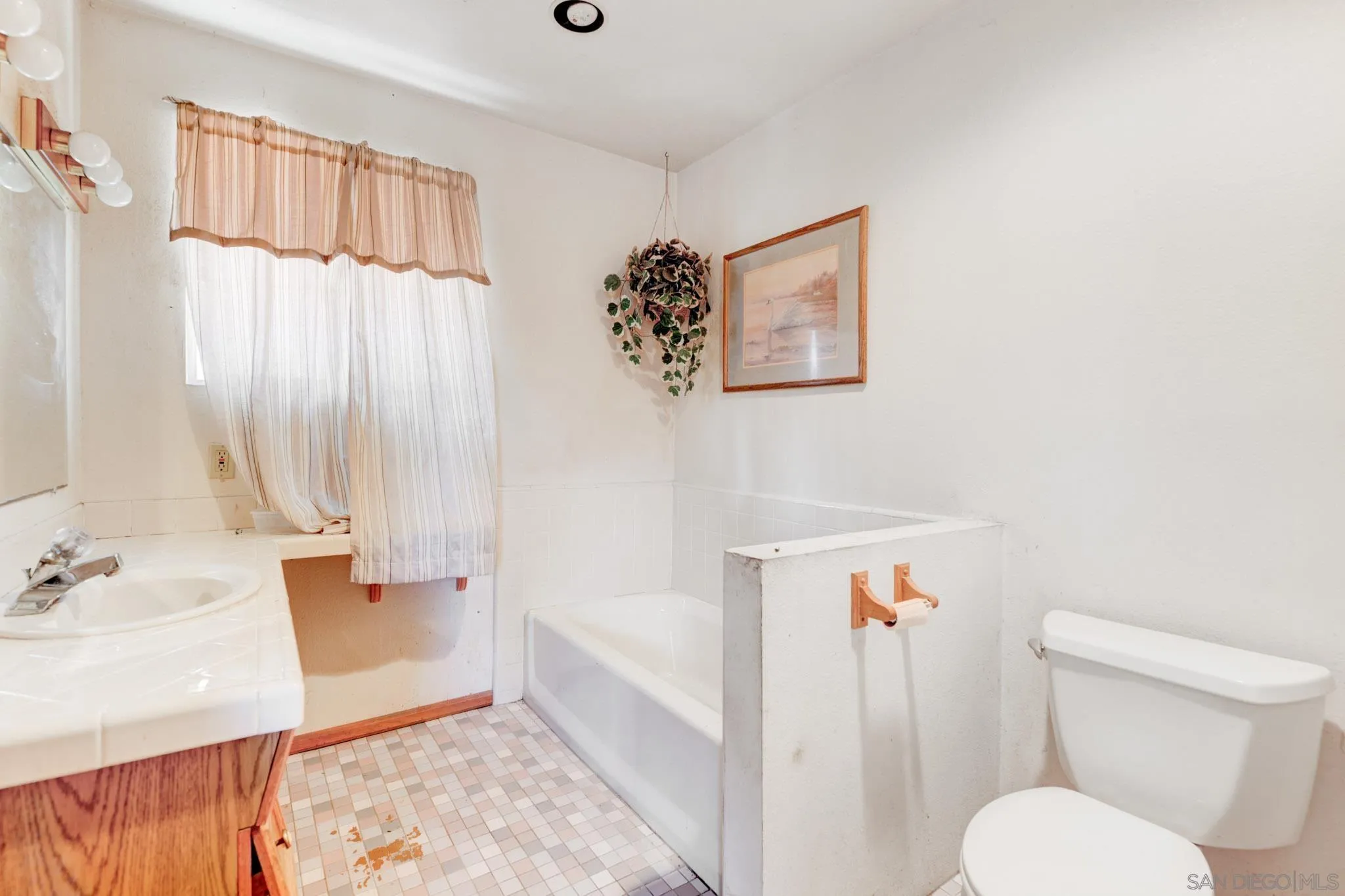 https://cdn.realtyfeed.com/cdn/127/250039938/2b9a168634741992c203b0df4a198883.webp