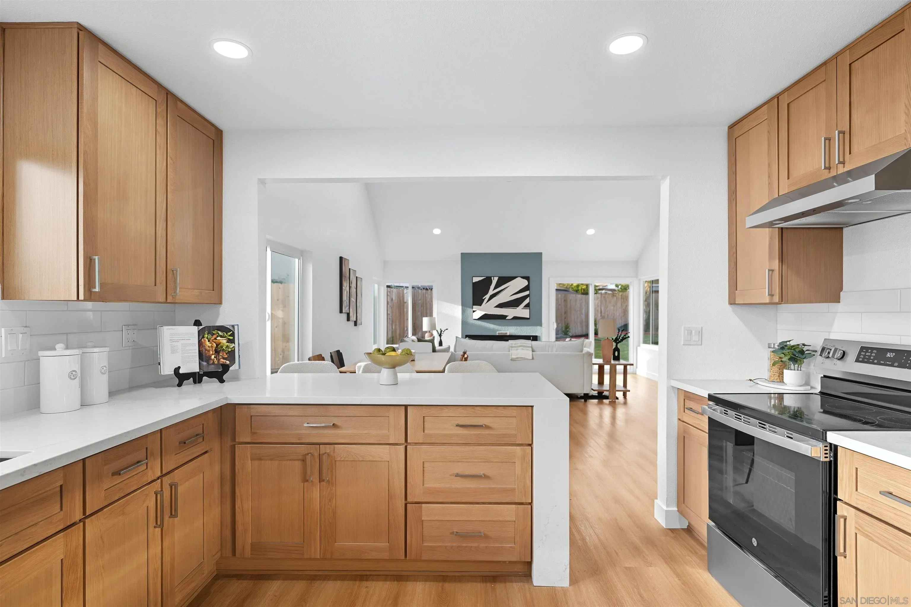 https://cdn.realtyfeed.com/cdn/127/250039939/fd1a392c9069c52e4ba3f32103a87eb8.webp