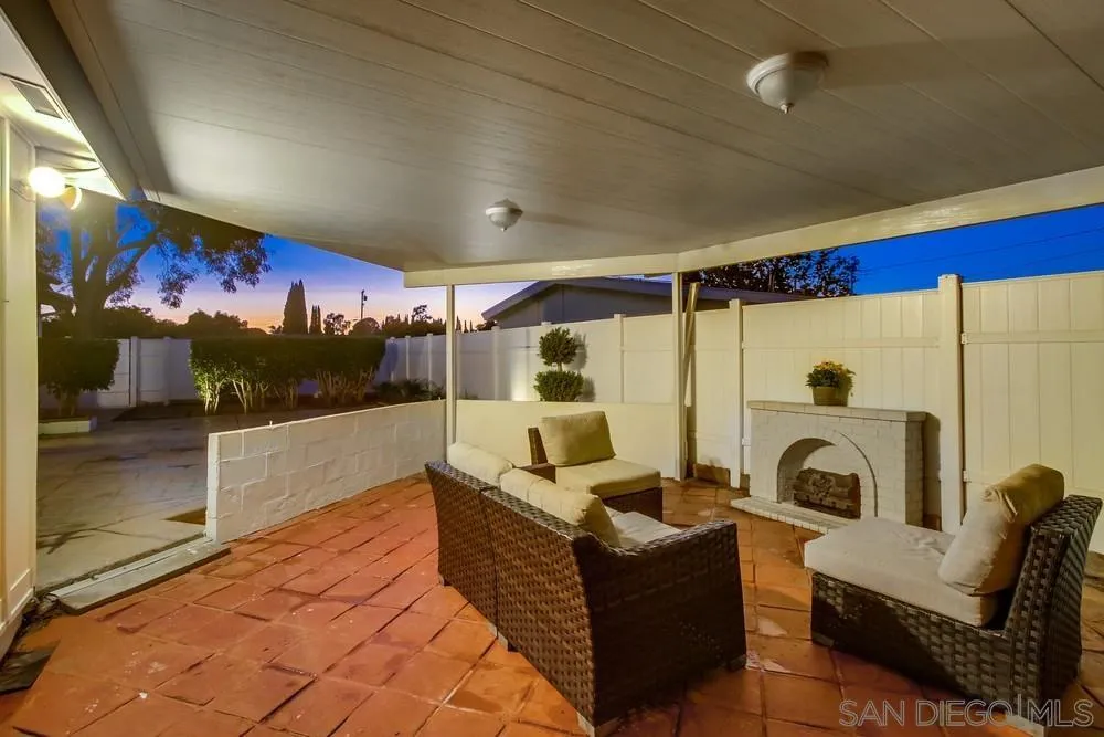 https://cdn.realtyfeed.com/cdn/127/250039942/45c737c17f15805f29639c3e47c4bf87.webp
