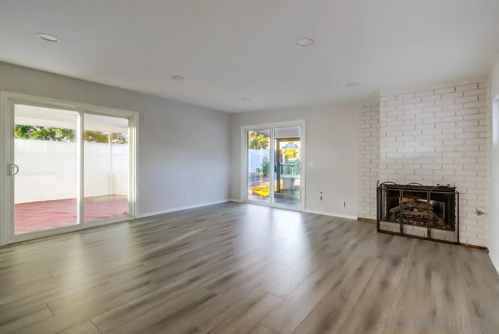 https://cdn.realtyfeed.com/cdn/127/250039942/727d47d387f59375176fde4893b15d35.webp