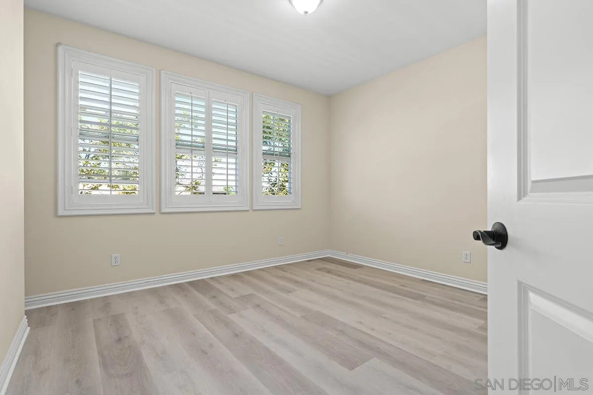 https://cdn.realtyfeed.com/cdn/127/250039943/1ade01b38b9bdfdffb898e89e712a61c.webp