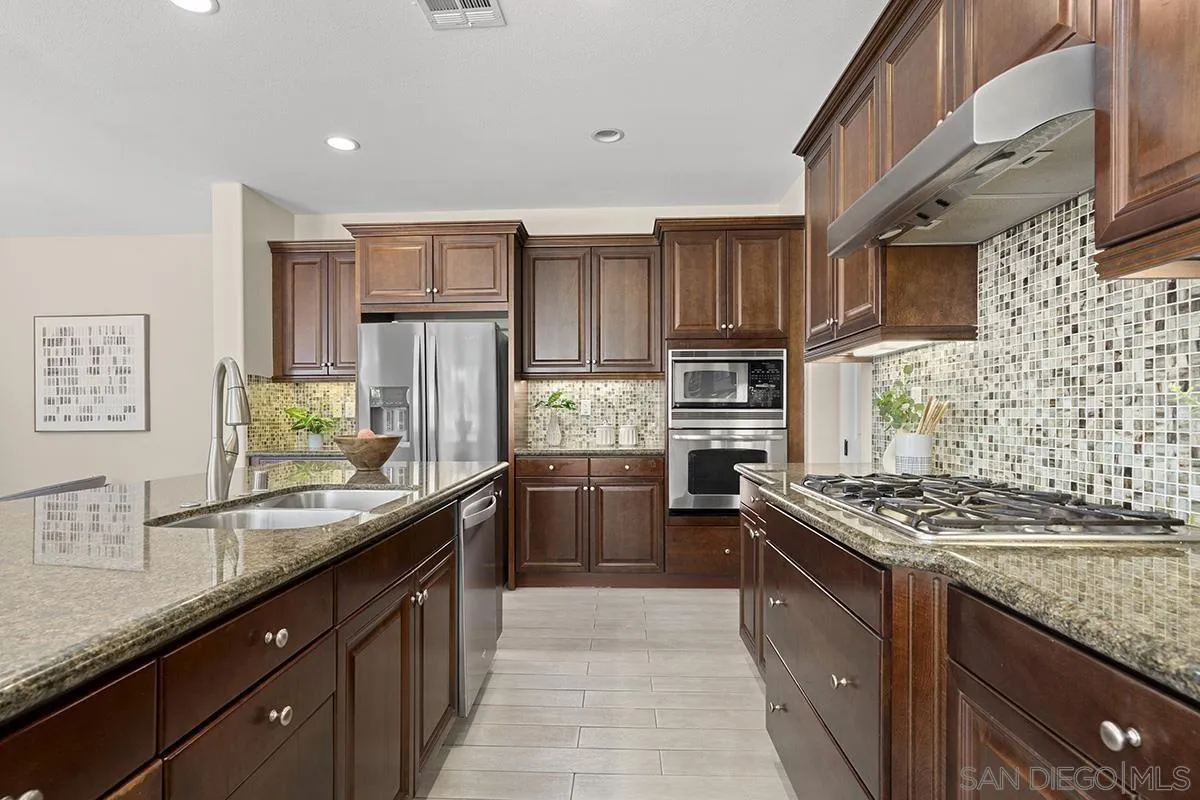 https://cdn.realtyfeed.com/cdn/127/250039943/a42d5cf80e62e19f5358a807ba8b817a.webp
