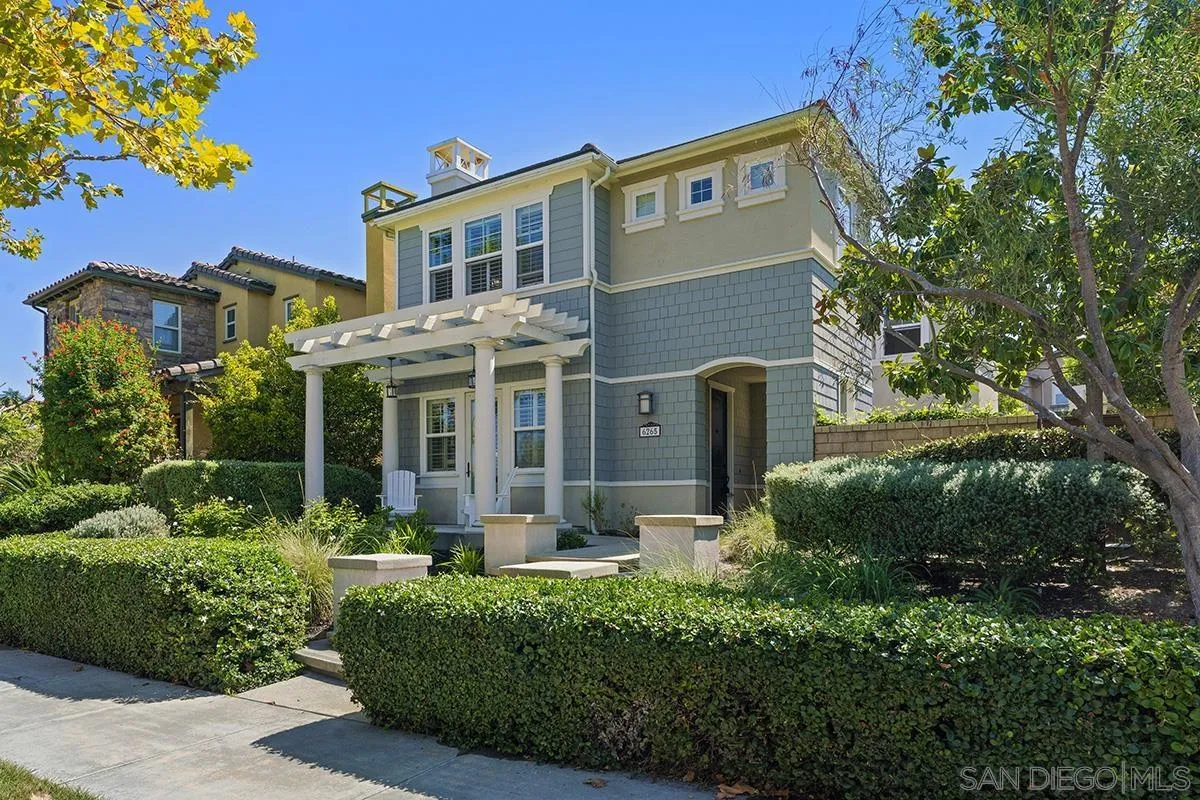 https://cdn.realtyfeed.com/cdn/127/250039943/efef75a859c8812d54ce82bcc7c4f116.webp