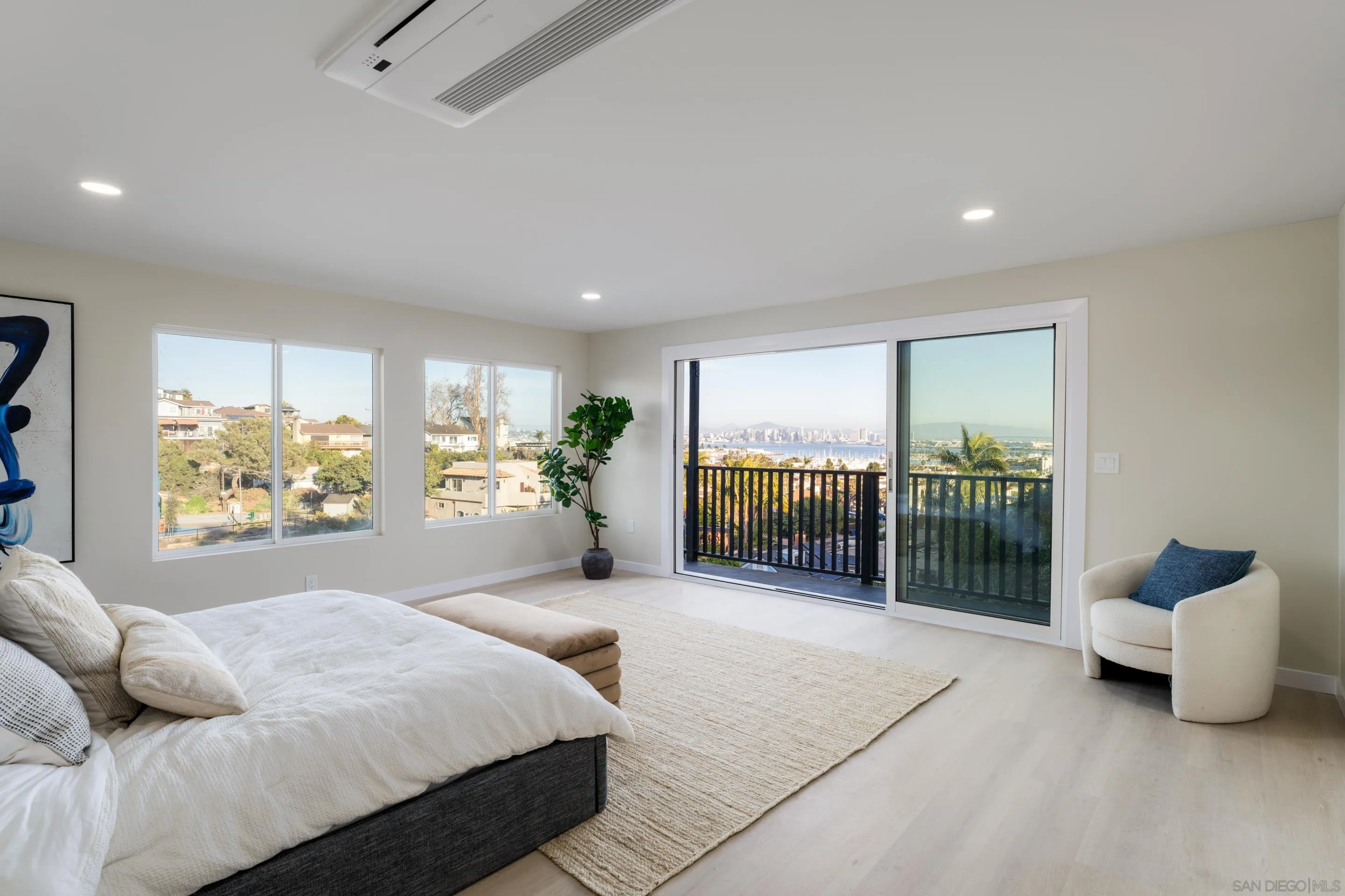 https://cdn.realtyfeed.com/cdn/127/250039945/c634a94c6103a2102bb07404c3a9b14b.webp
