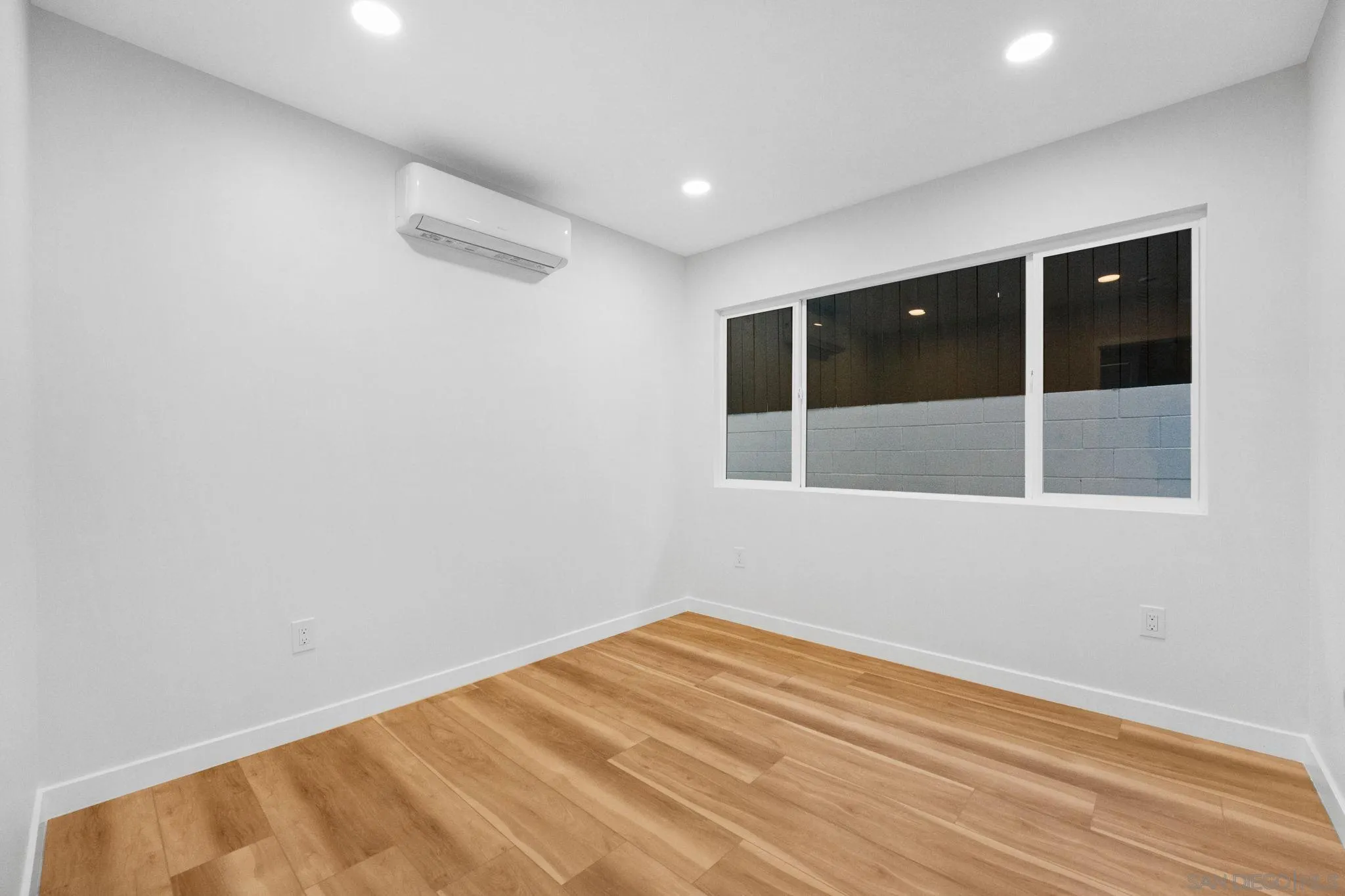 https://cdn.realtyfeed.com/cdn/127/250039948/b75541263e1cae1182f2378d2489329e.webp