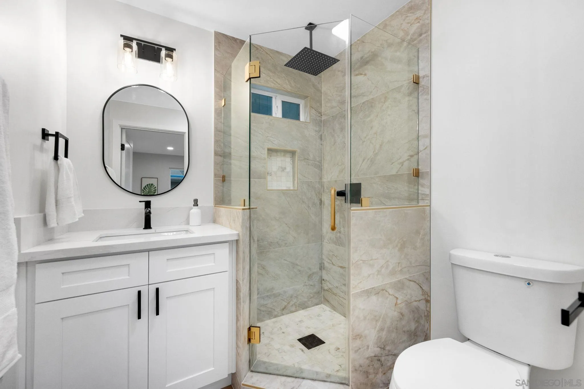 https://cdn.realtyfeed.com/cdn/127/250039948/b81a0f3c85a2b6b6cb83001e82ba8deb.webp