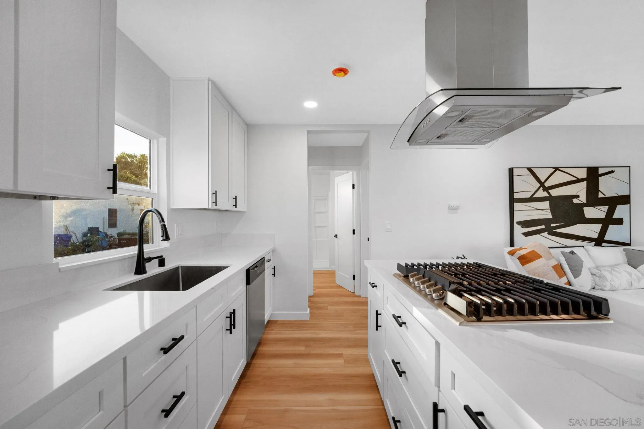 https://cdn.realtyfeed.com/cdn/127/250039948/bd0493c1b9822c68f23a97b572af813b.webp