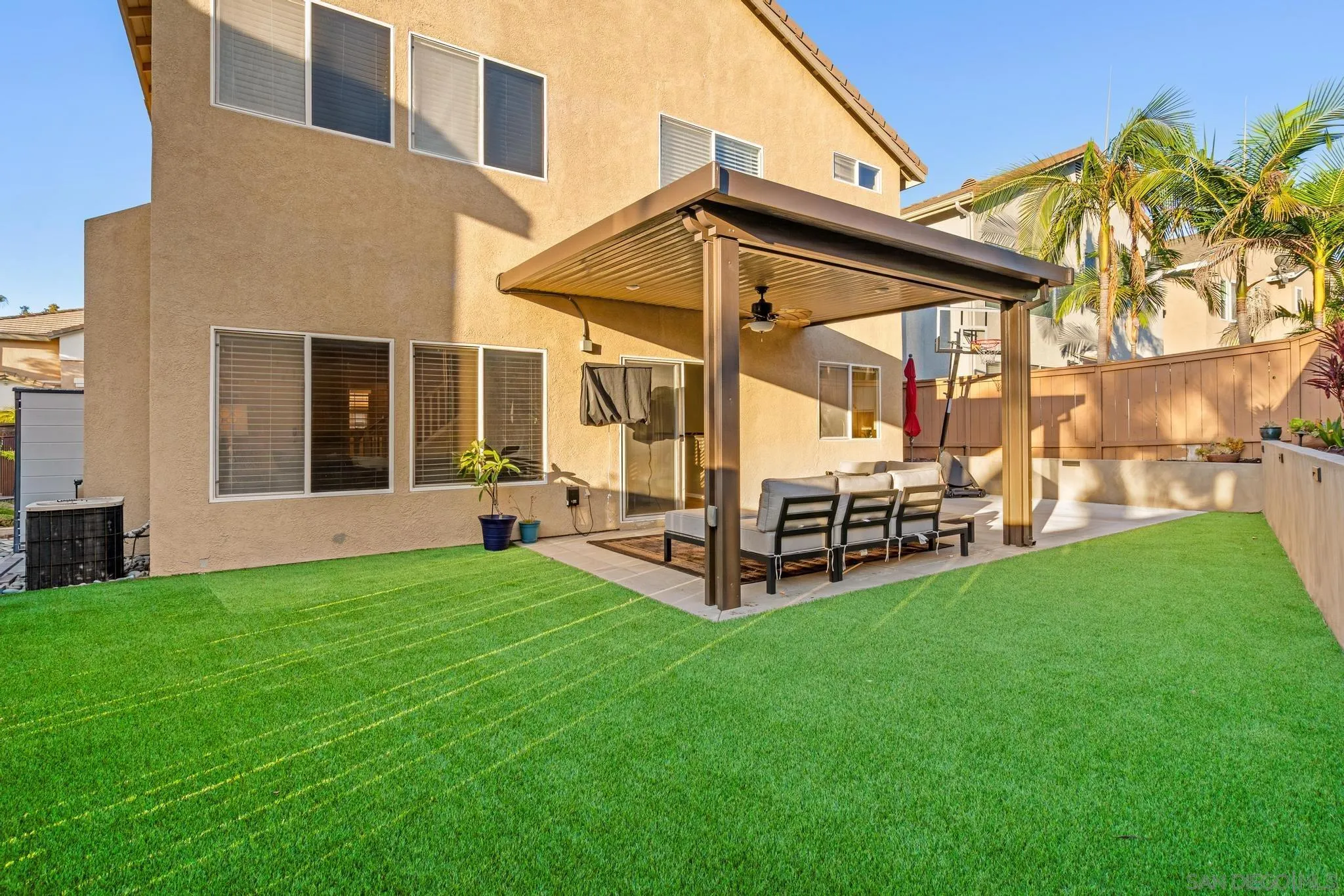 https://cdn.realtyfeed.com/cdn/127/250039960/070b28417a3f41ebeea15afb0934b279.webp