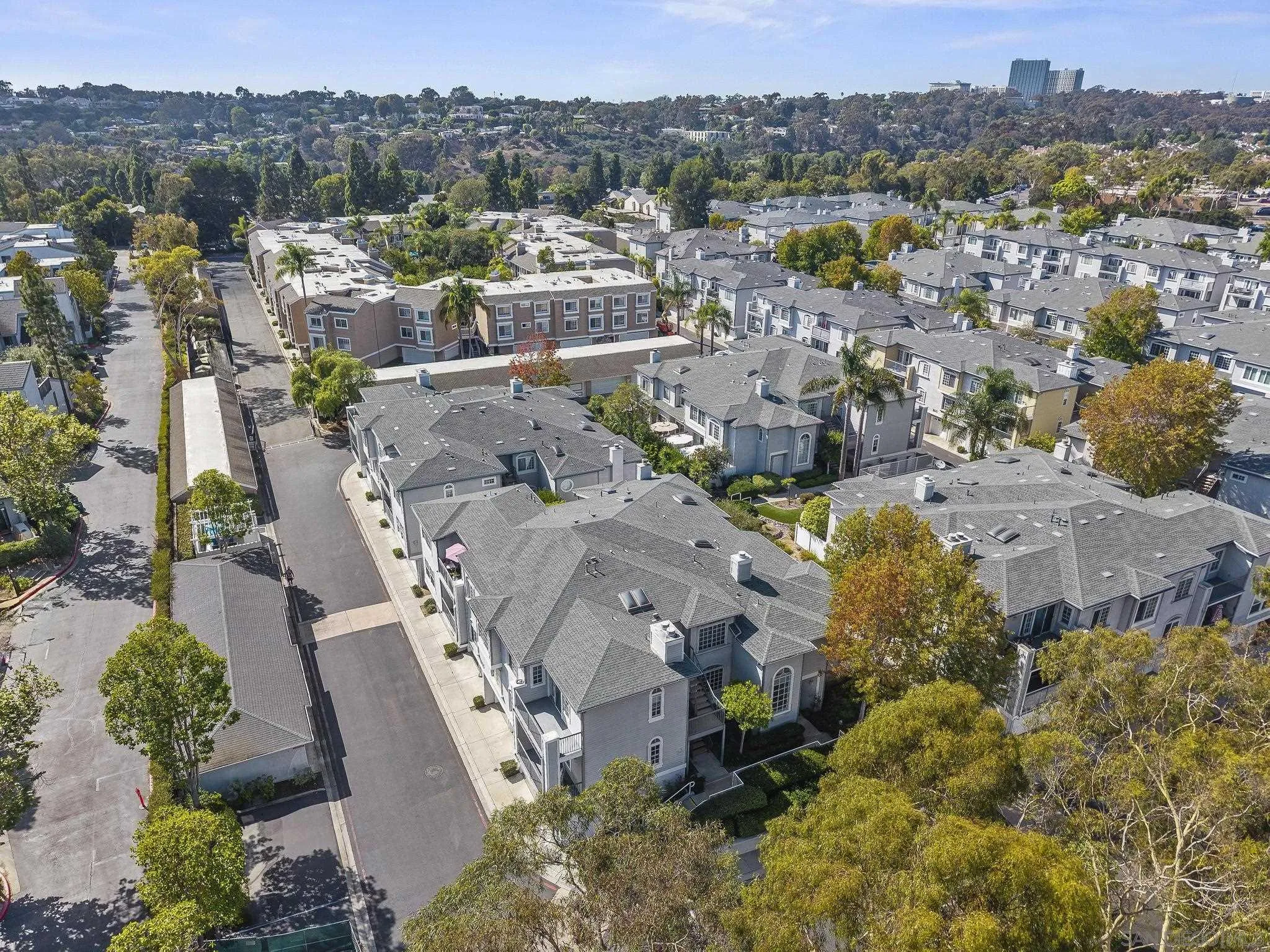 https://cdn.realtyfeed.com/cdn/127/250039961/73610819061b4263c1d9301546d30e33.webp