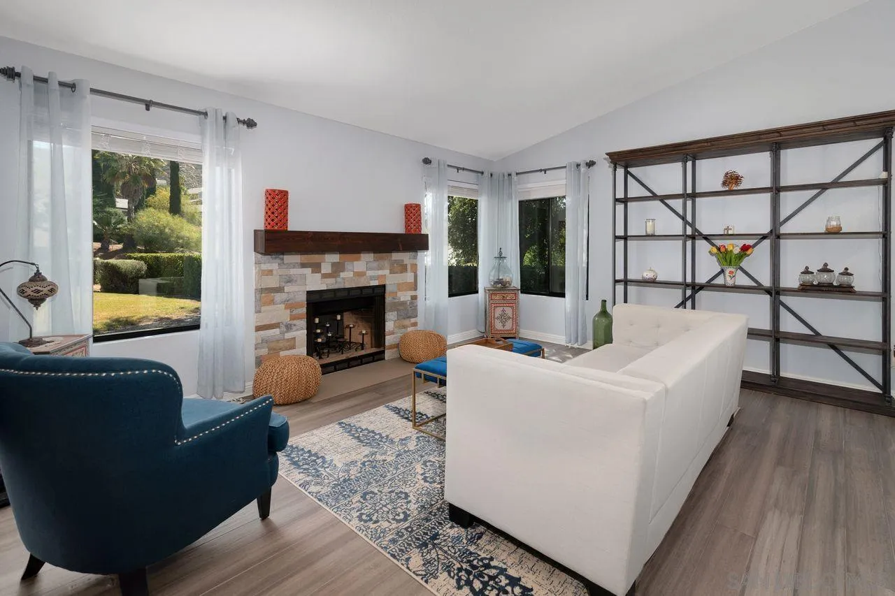 https://cdn.realtyfeed.com/cdn/127/250039966/2a3839b6fa21fd4a320e7da010f18070.webp