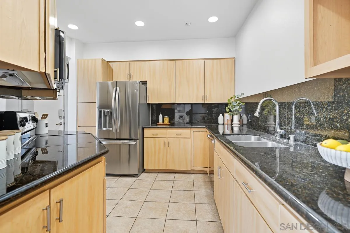 https://cdn.realtyfeed.com/cdn/127/250039967/d3c4190c2bc9b60f59bfb9687749100b.webp