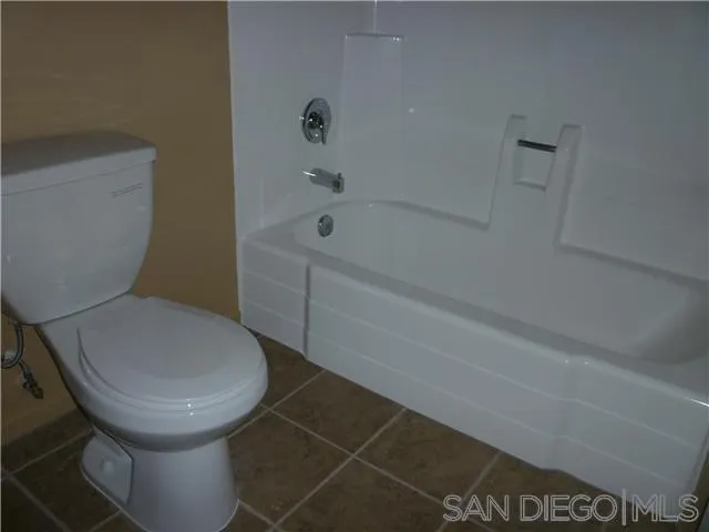 https://cdn.realtyfeed.com/cdn/127/250039977/1b15c94d2a339783dfd0d6830c96aa55.webp