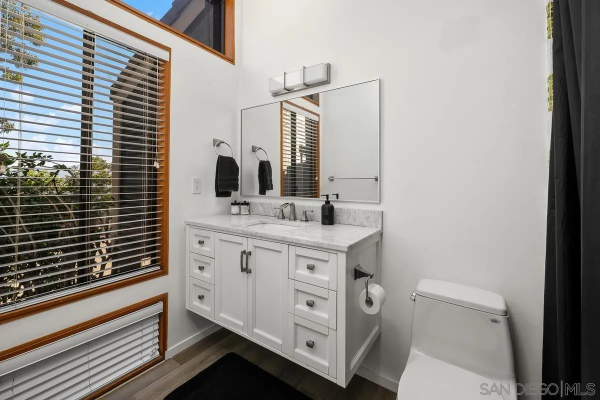 https://cdn.realtyfeed.com/cdn/127/250039978/d35cd94adfbec493d25af7abce816cb1.webp
