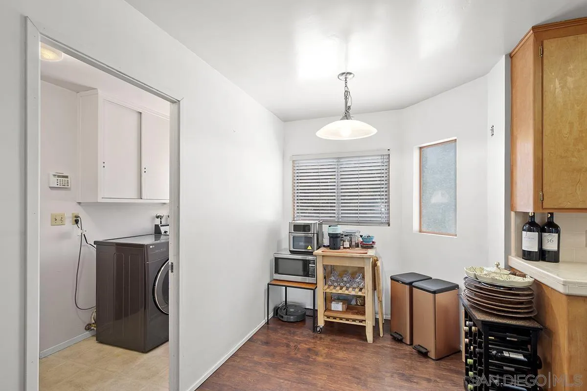 https://cdn.realtyfeed.com/cdn/127/250039980/291e0f33e00ea053fb914a2f9df94a31.webp