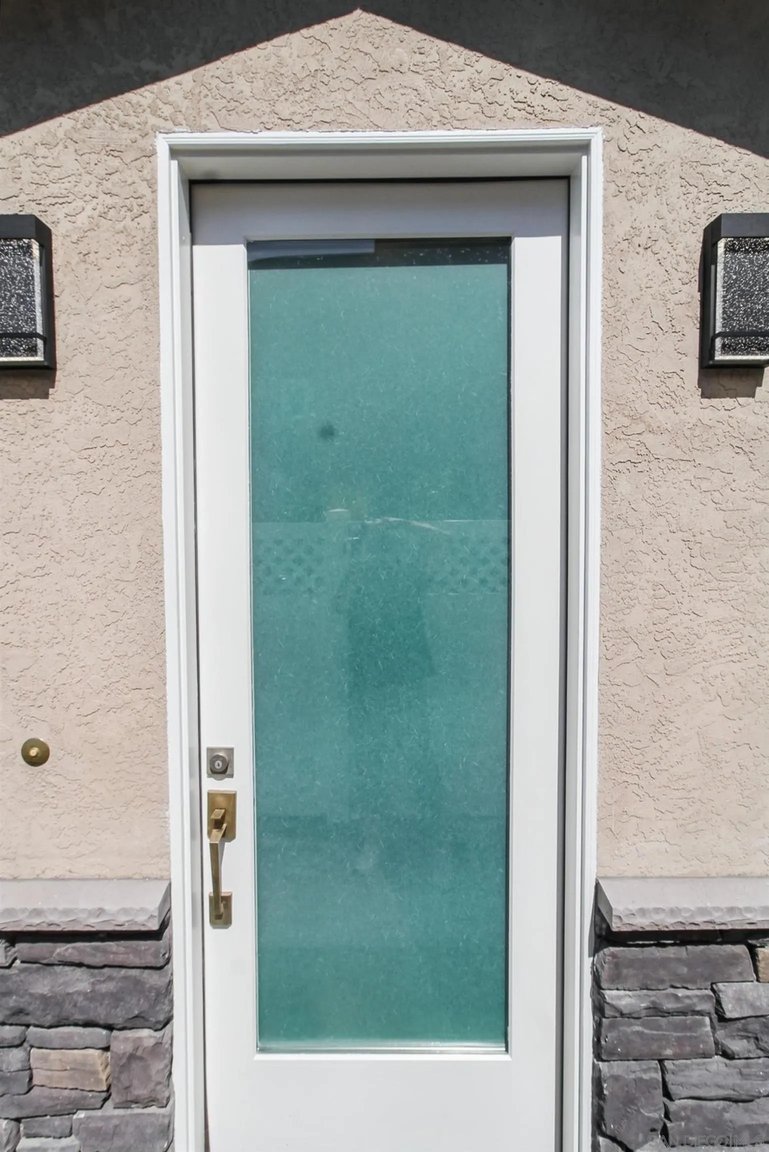 Photo #5: 250039981 Listing 