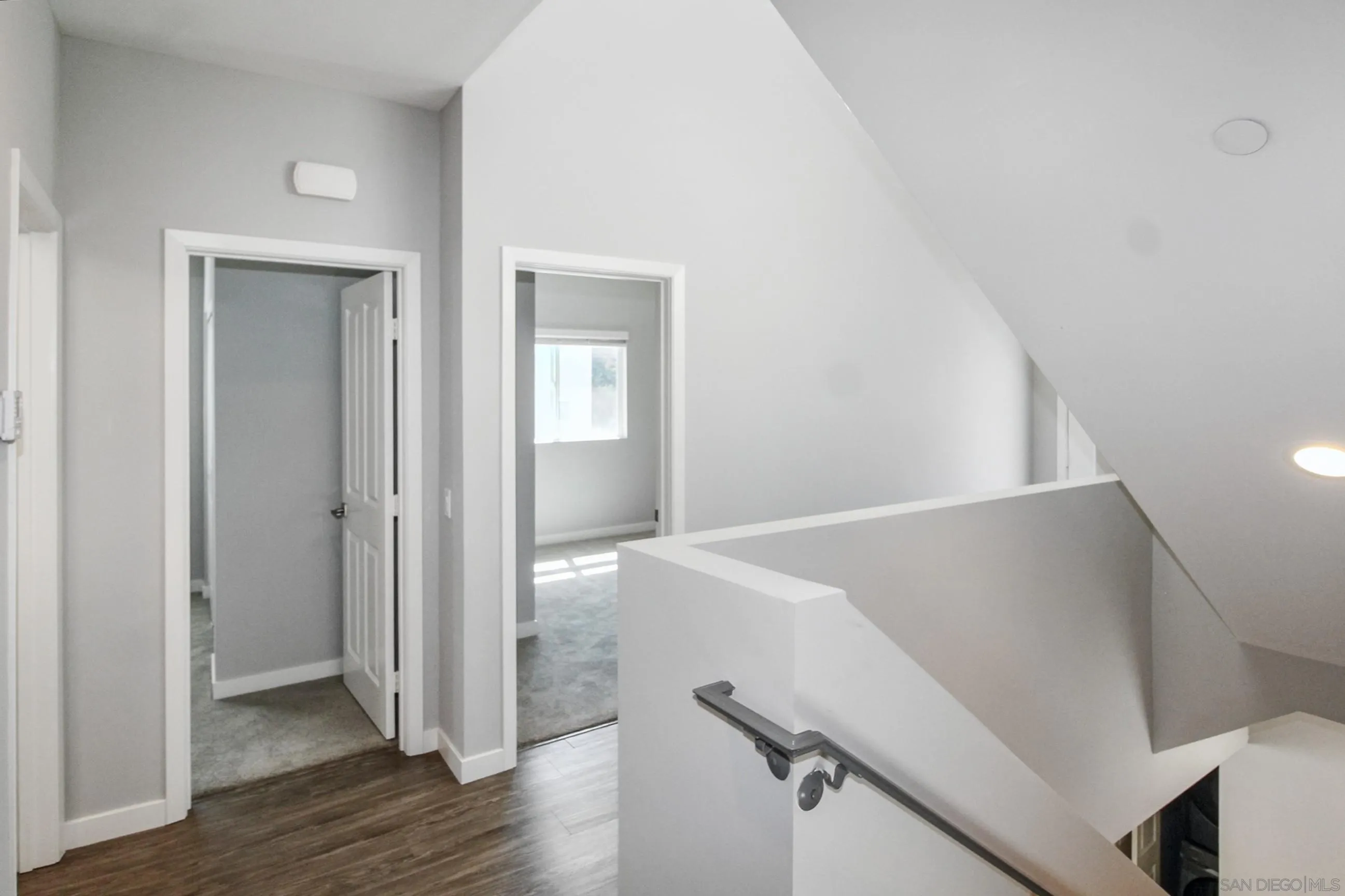 https://cdn.realtyfeed.com/cdn/127/250039981/b32b6ebdfe99da92a71933bab2ca1ed3.webp