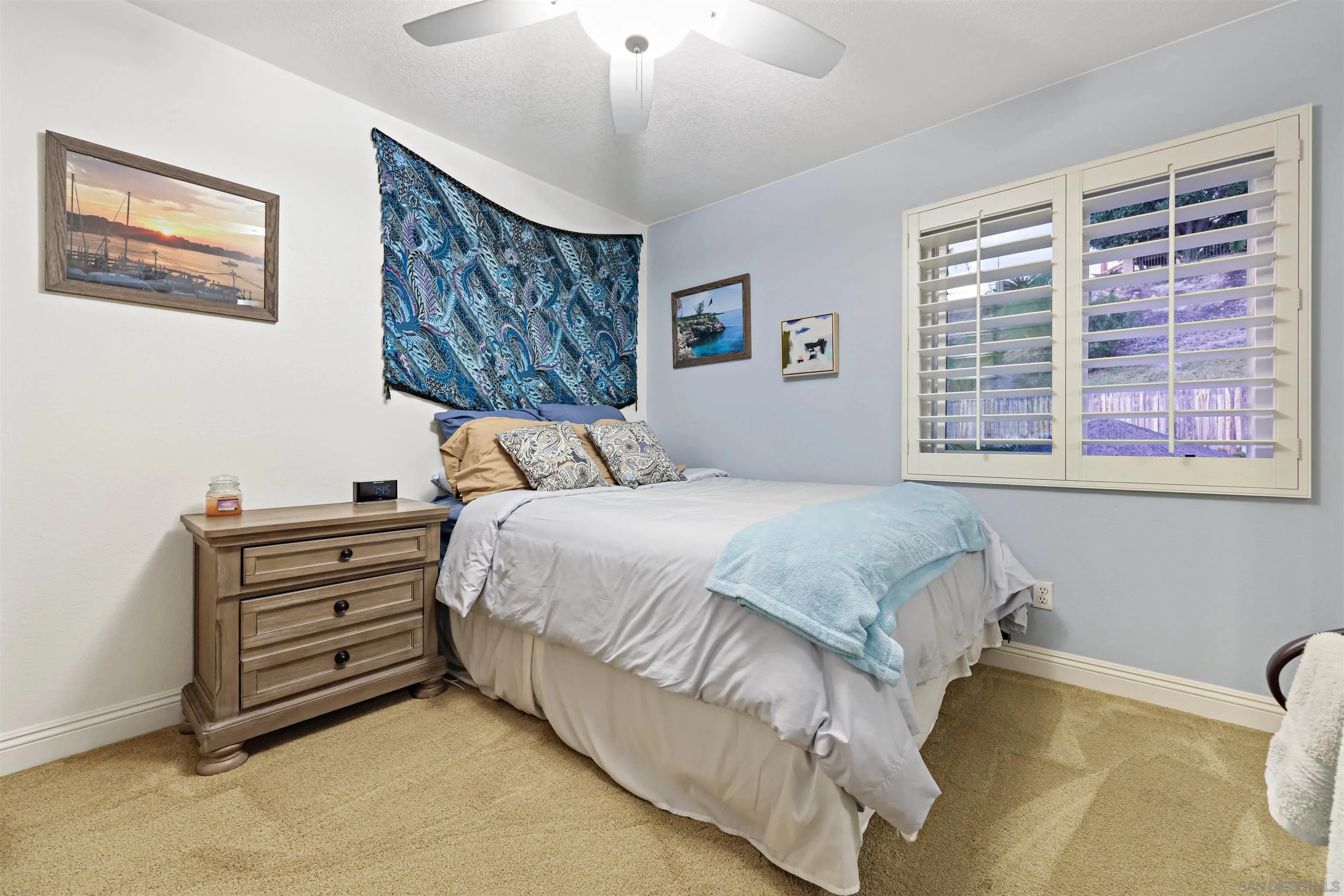https://cdn.realtyfeed.com/cdn/127/250039986/8693603a2fb7738d974aa1833c4e3e50.webp