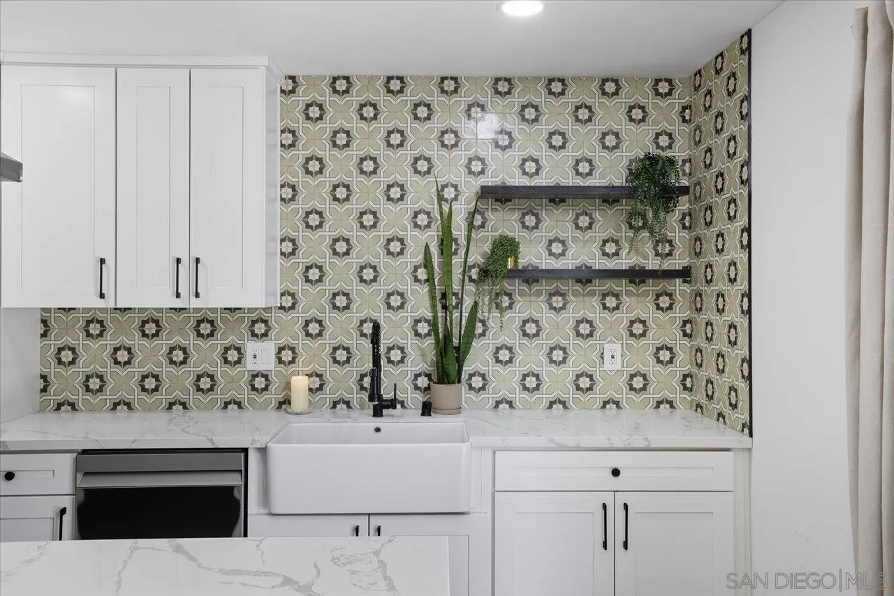 https://cdn.realtyfeed.com/cdn/127/250039989/627b46b8d09c76e559aa5d83083454cc.webp