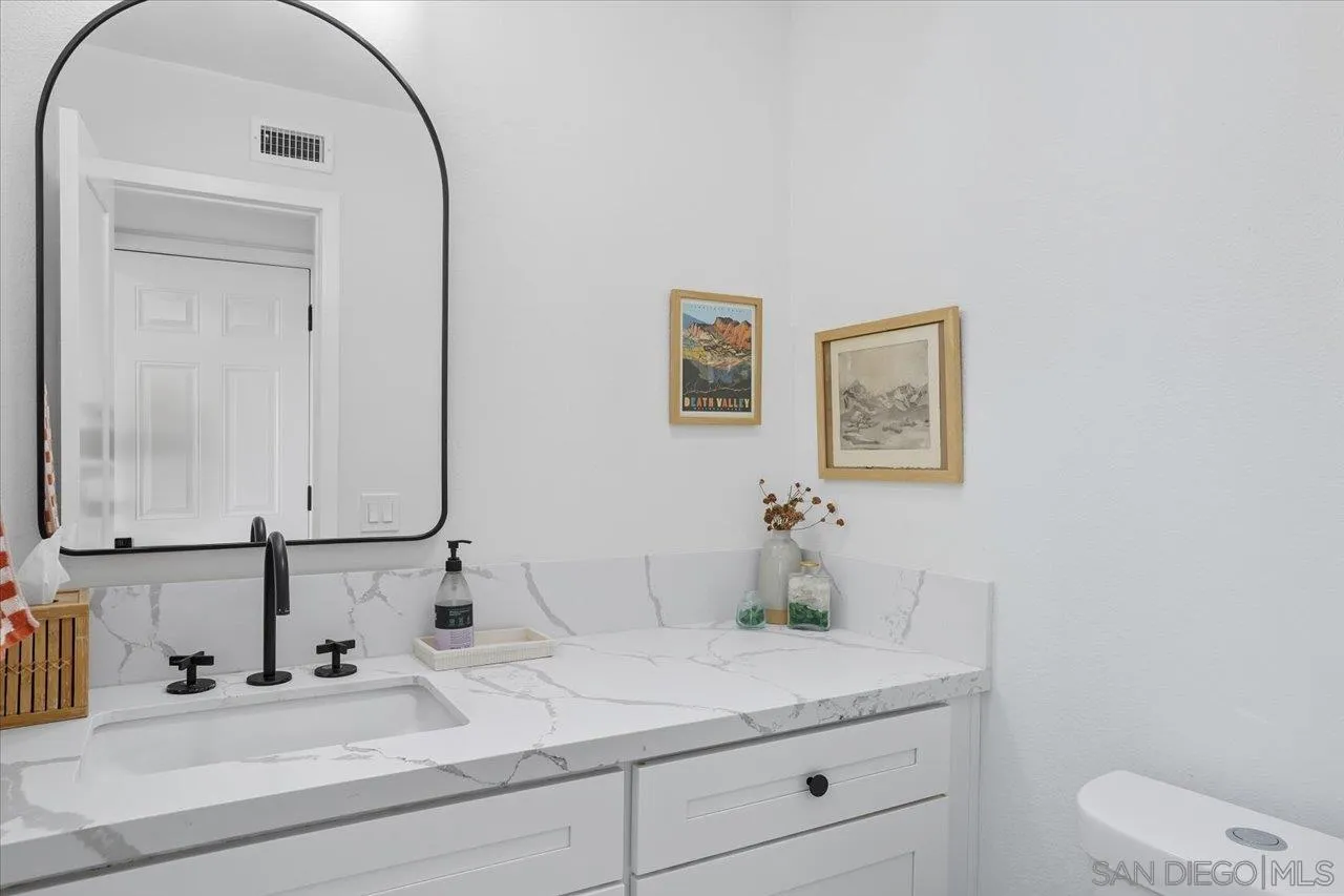 https://cdn.realtyfeed.com/cdn/127/250039989/d0a1b50547f9a05fdf3c82014614367c.webp