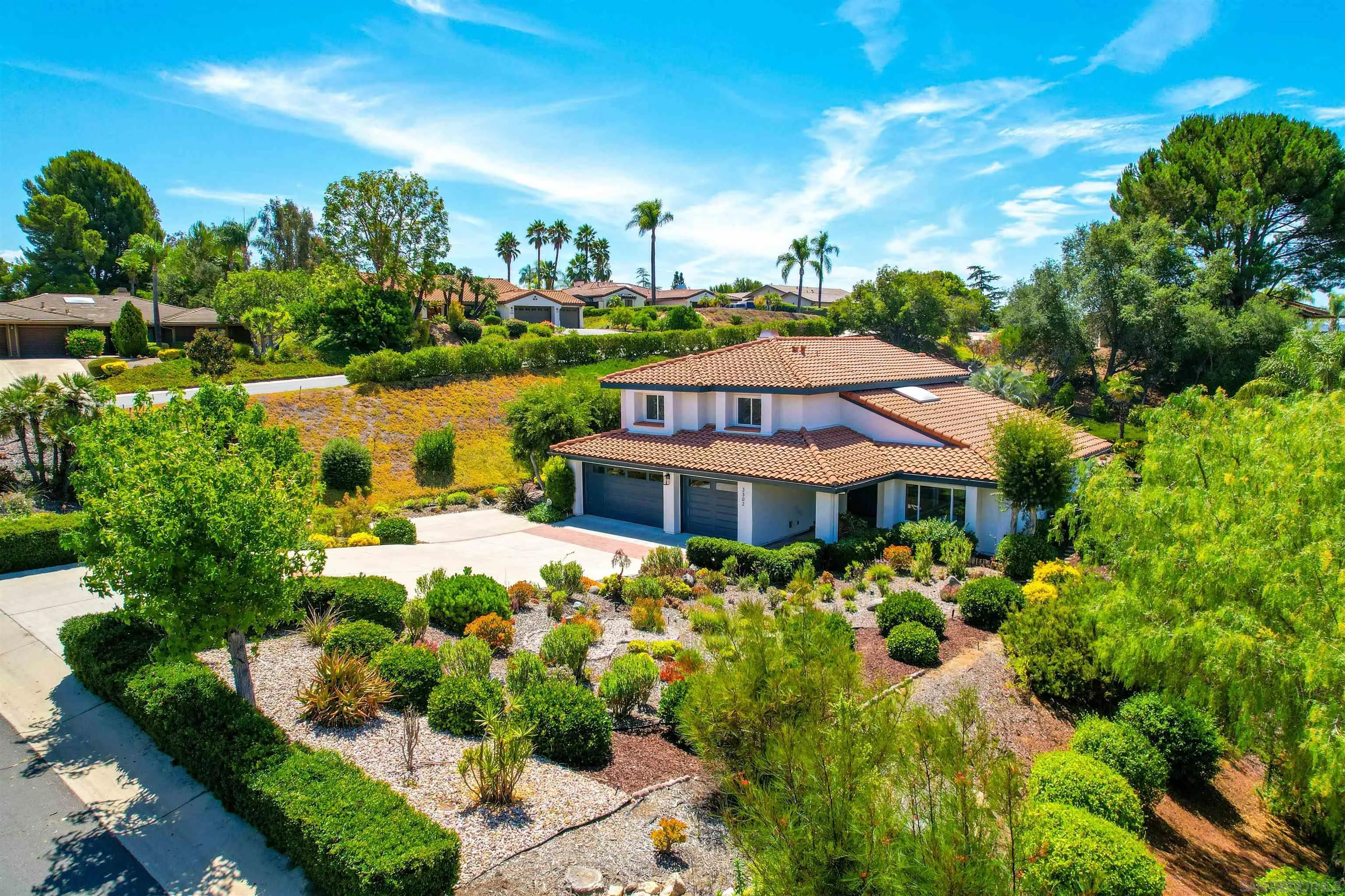 https://cdn.realtyfeed.com/cdn/127/250039991/02cd4caf4fc268c464f5ad3ea8d6b134.webp