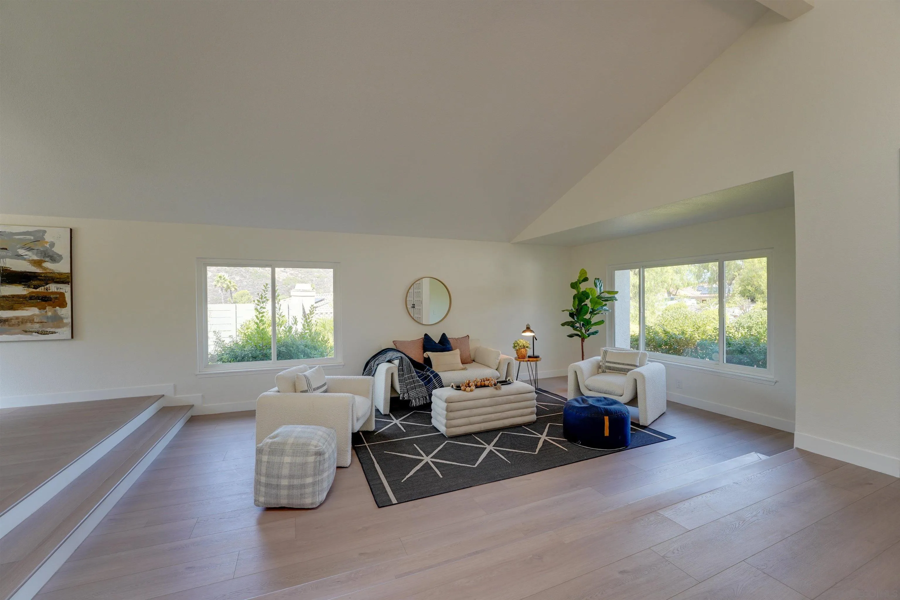 https://cdn.realtyfeed.com/cdn/127/250039991/0eb5f57b061e45b7d5408f2cef20f308.webp