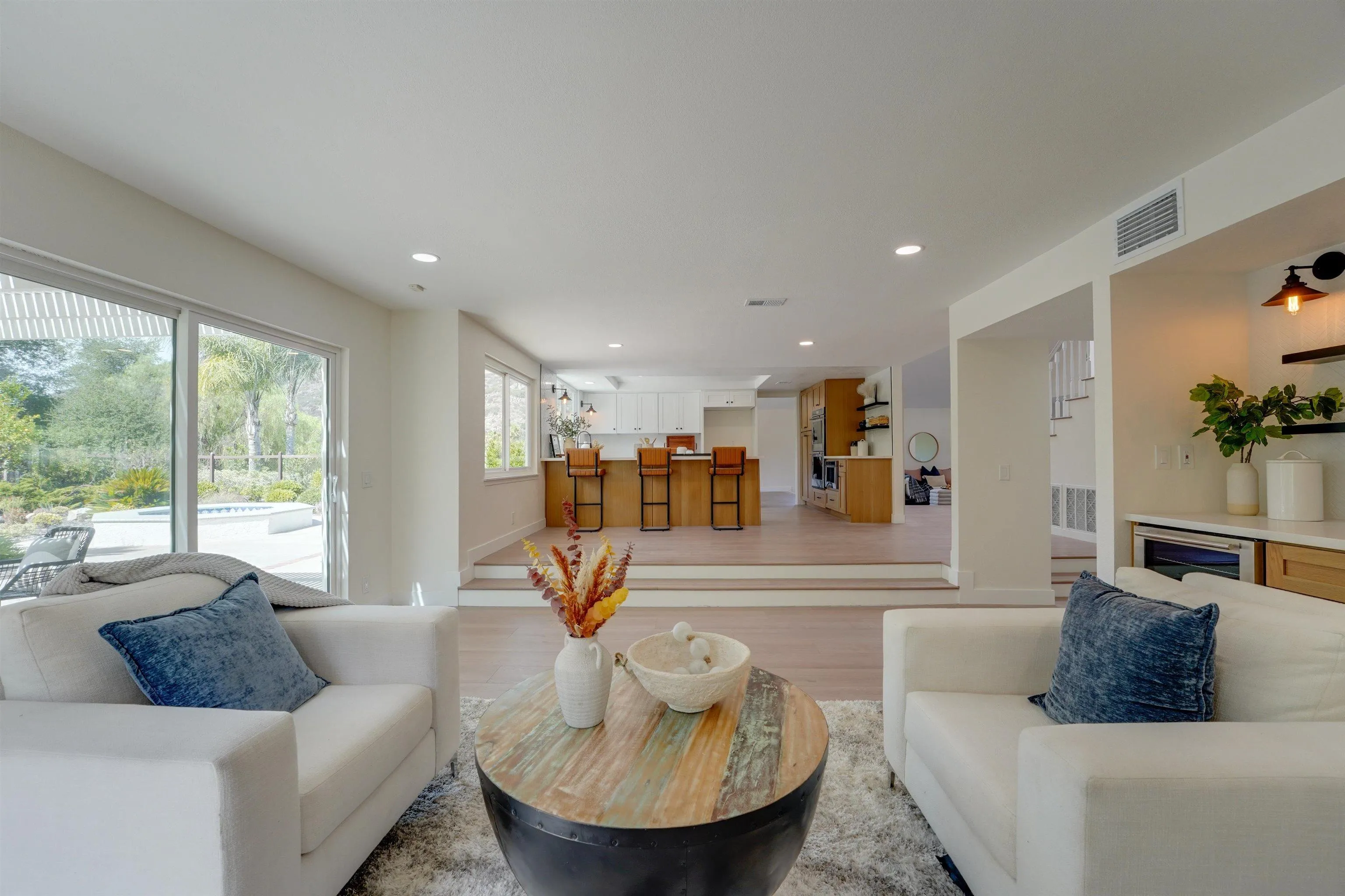 https://cdn.realtyfeed.com/cdn/127/250039991/161a2e0ba3d12e40ed7fae4672b0f98e.webp