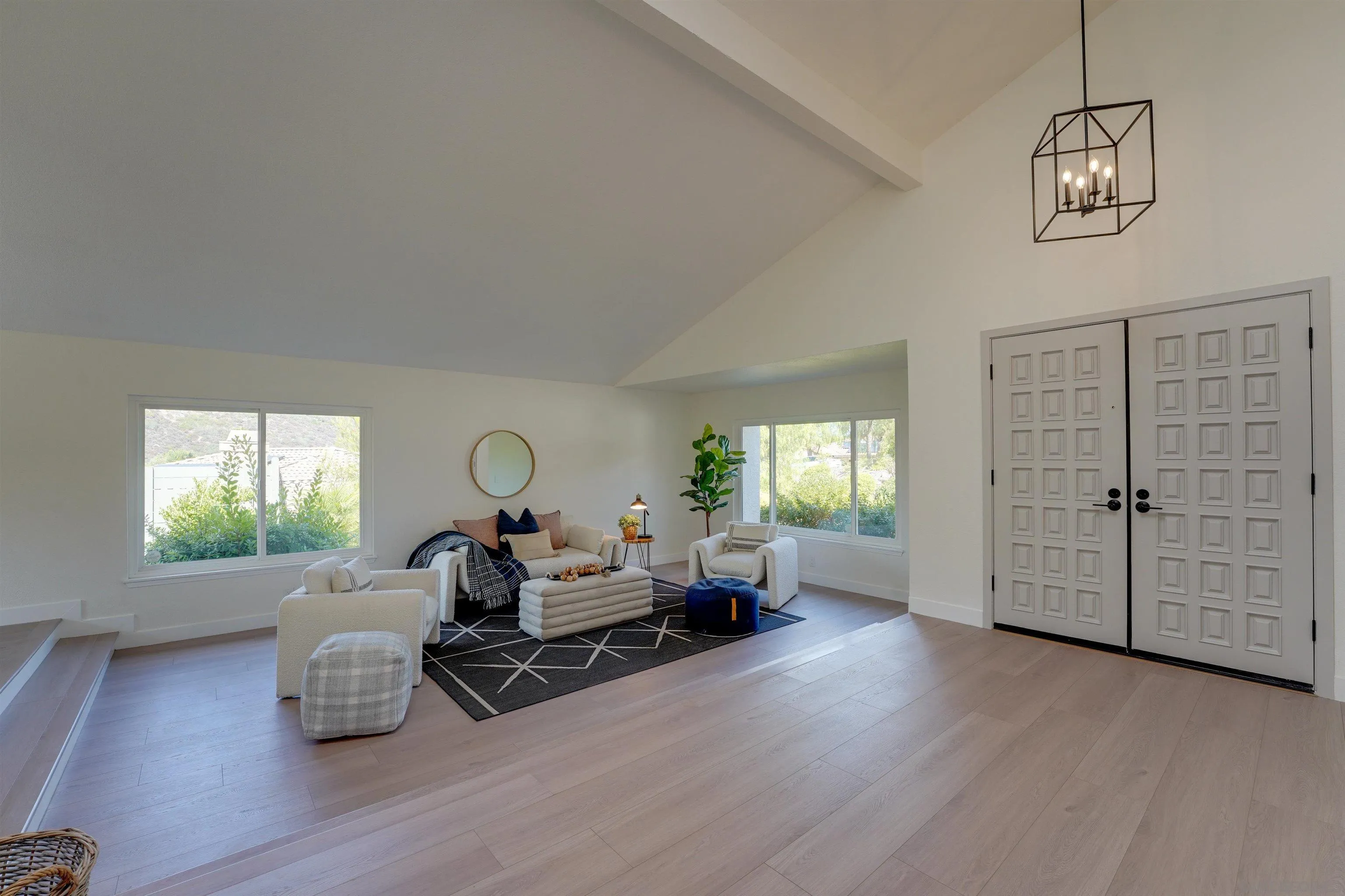 https://cdn.realtyfeed.com/cdn/127/250039991/1ecdbb5ed2bd98af8cd076a8ded6b7a1.webp
