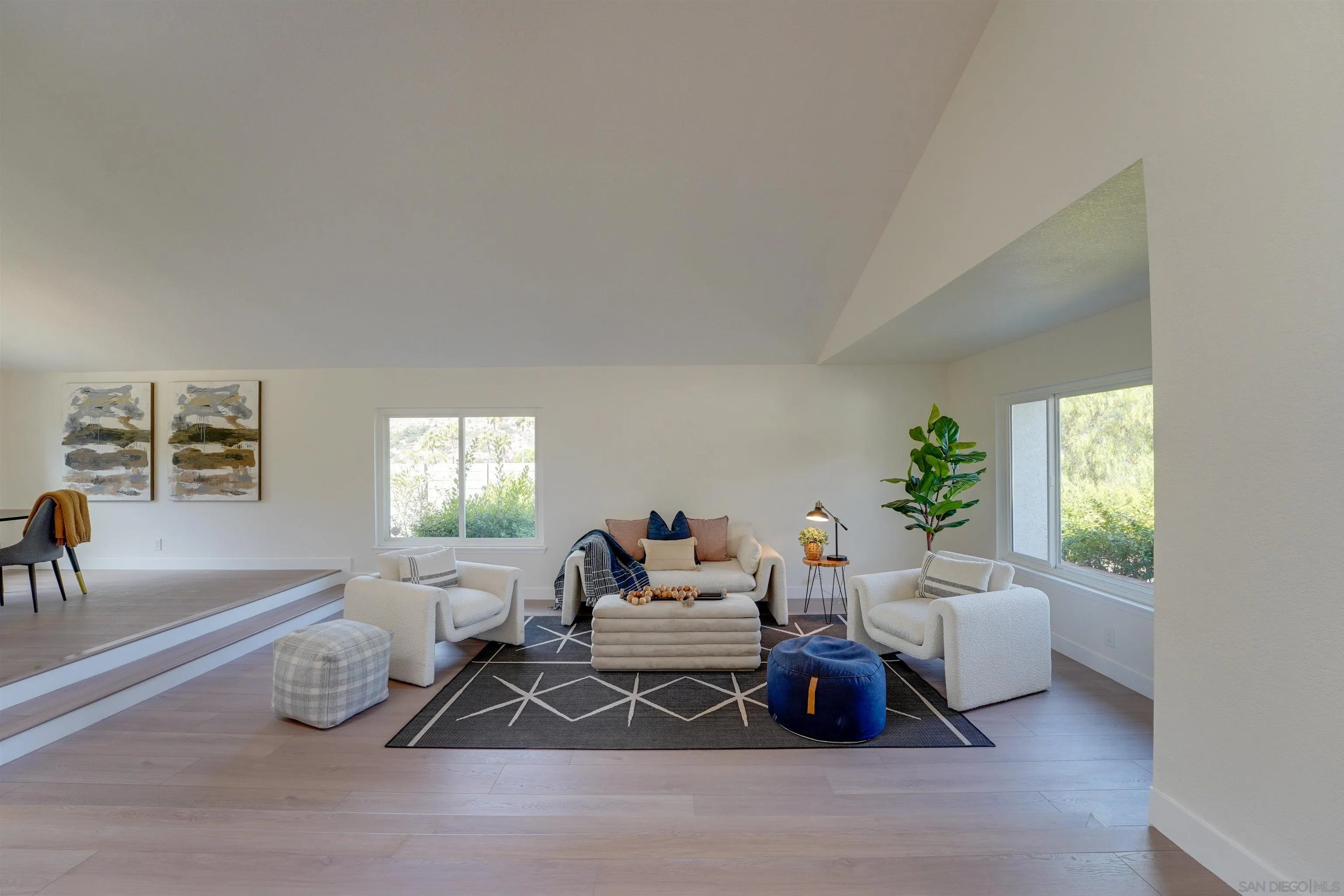 https://cdn.realtyfeed.com/cdn/127/250039991/2b6e5f13643a8da8c5c39838da935254.webp
