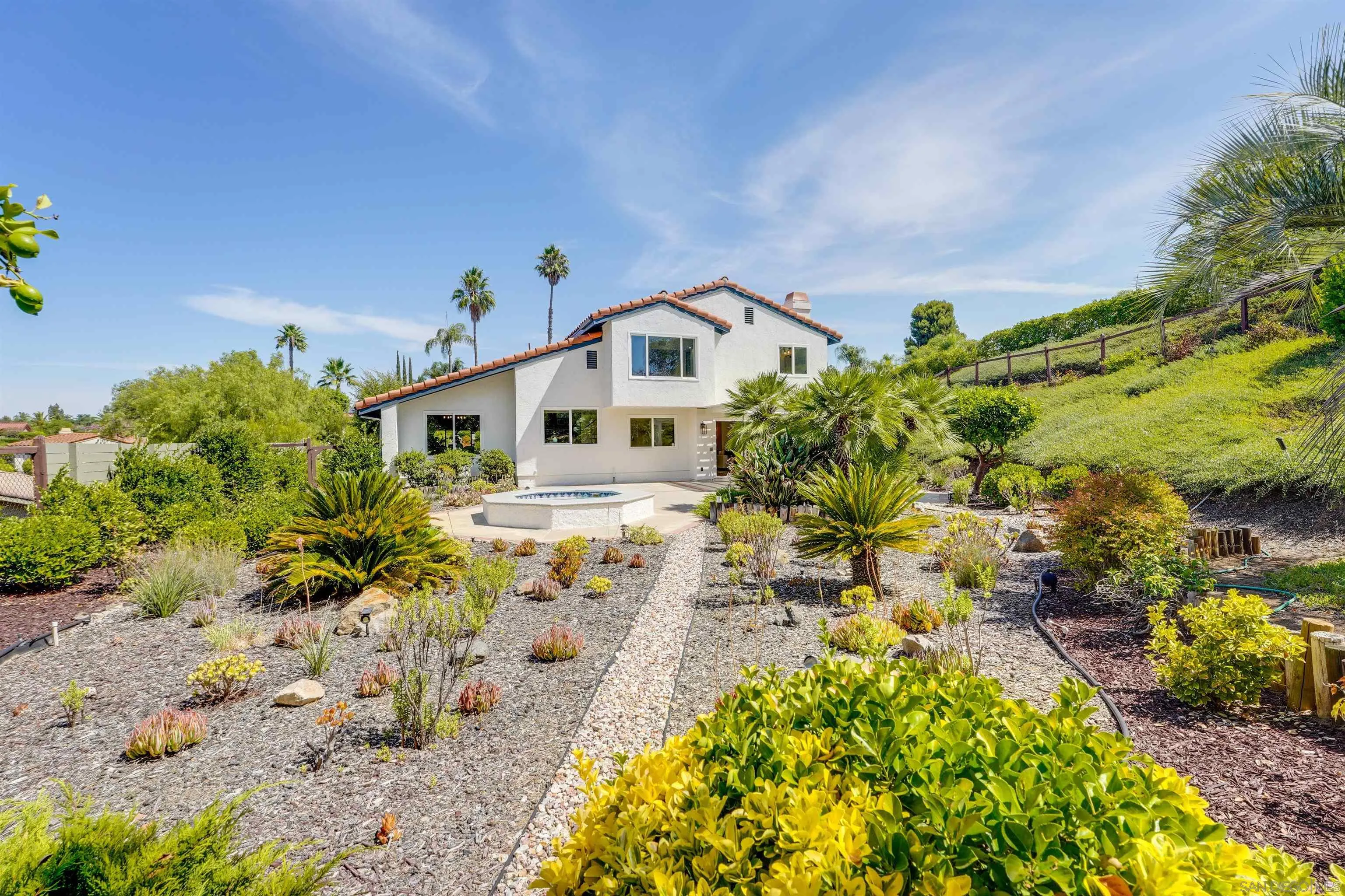 https://cdn.realtyfeed.com/cdn/127/250039991/5e64c9bf76ce8e90dda6188a7914a4a8.webp
