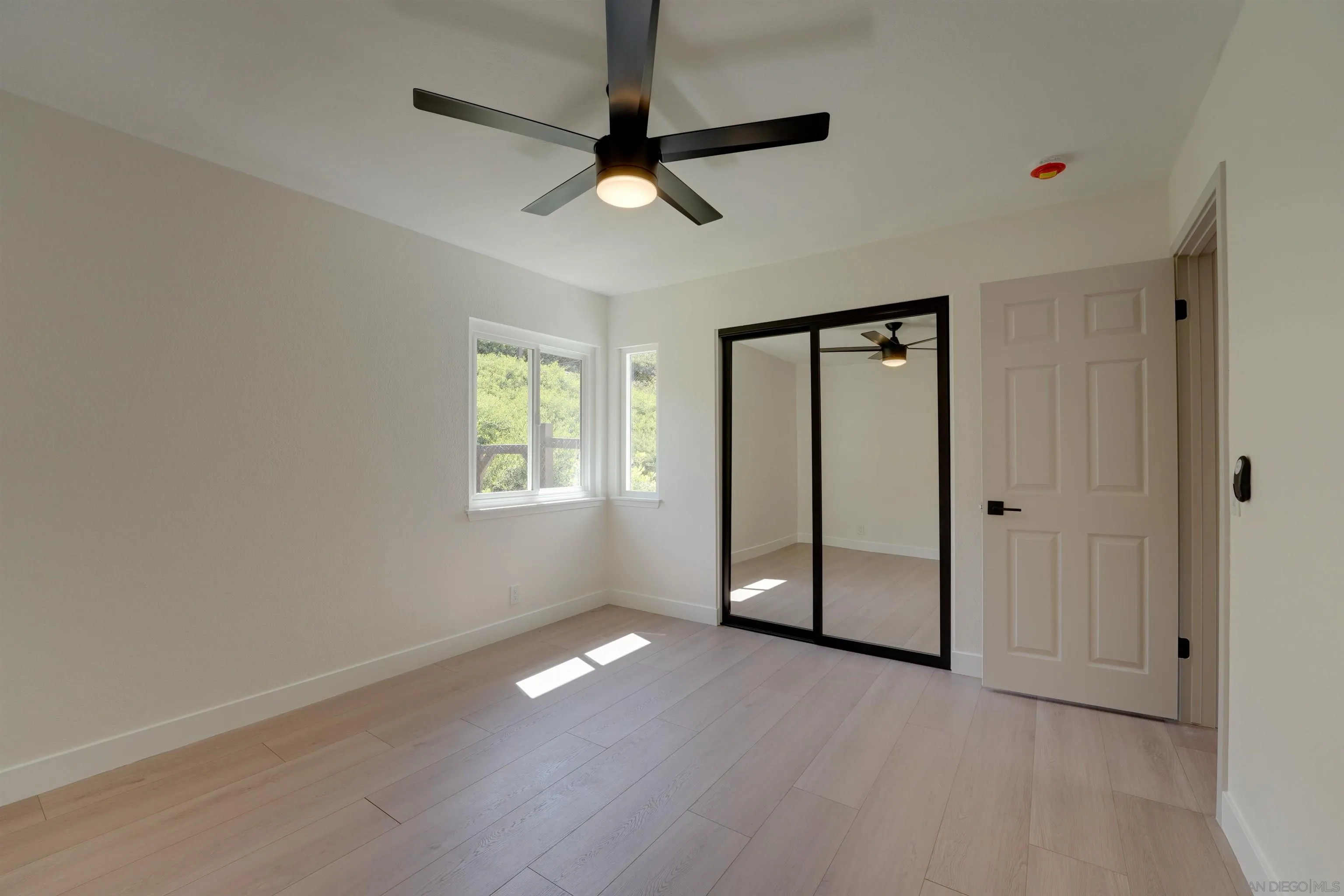 https://cdn.realtyfeed.com/cdn/127/250039991/e901ee455badaab24103c5e7c8d8aeec.webp