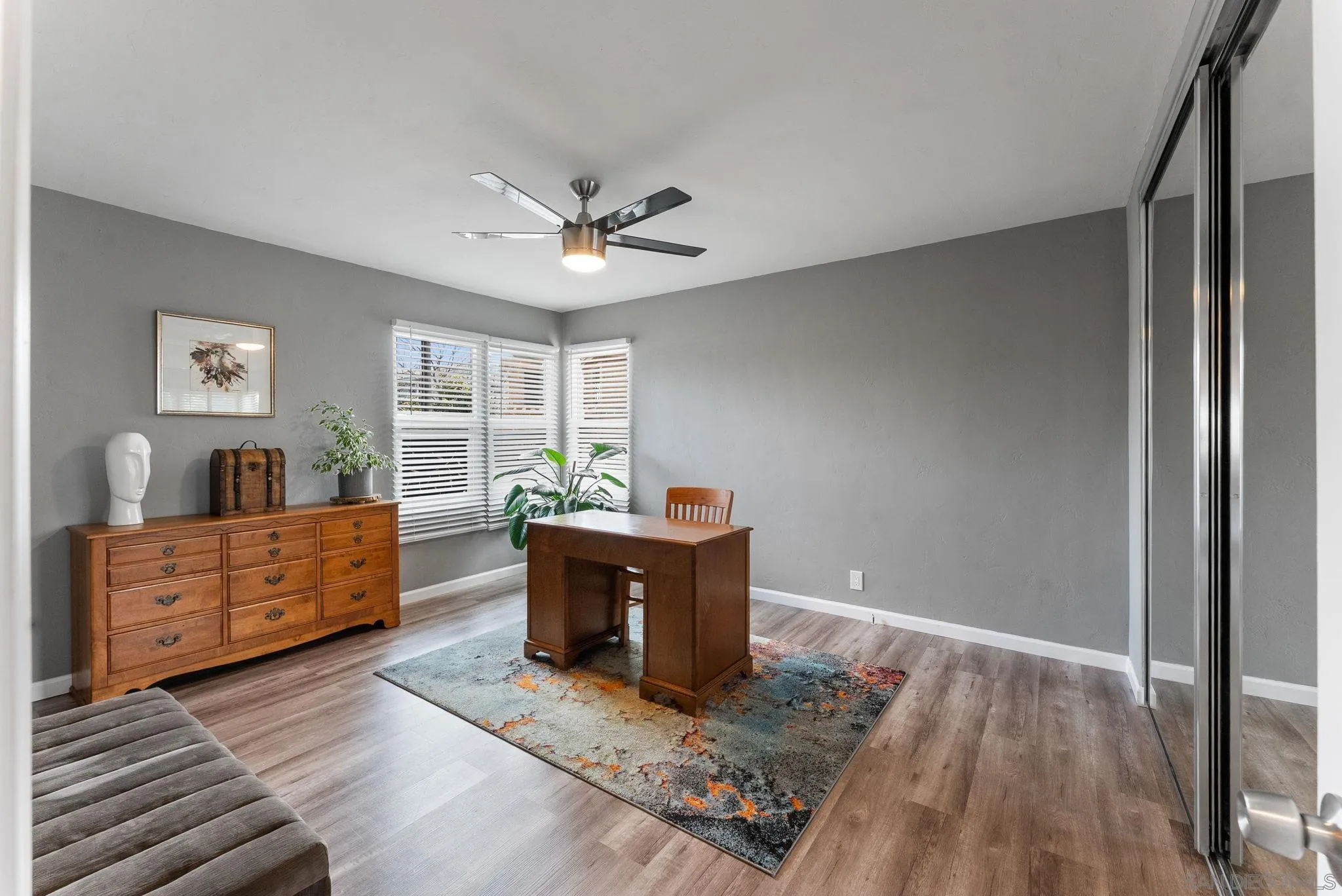 https://cdn.realtyfeed.com/cdn/127/250039999/94f4920326a9f942f1594587c03be3d2.webp