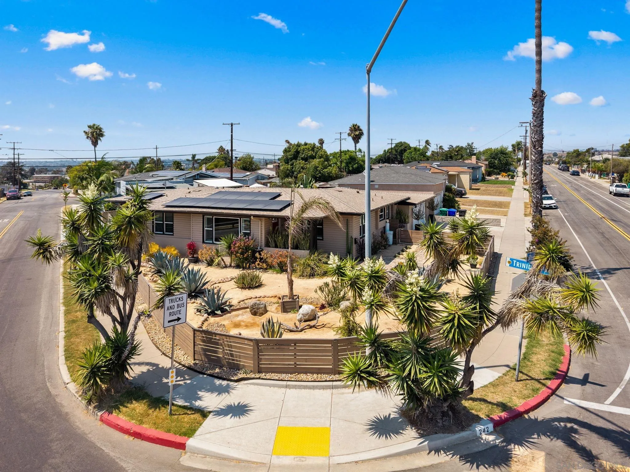 https://cdn.realtyfeed.com/cdn/127/250039999/f8bac25d67701d8b3e2f45d717f936d0.webp