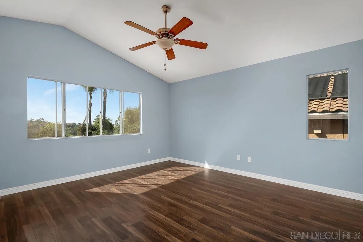 https://cdn.realtyfeed.com/cdn/127/250040007/3c72c865b7d986be4e05f99f820ec94c.webp