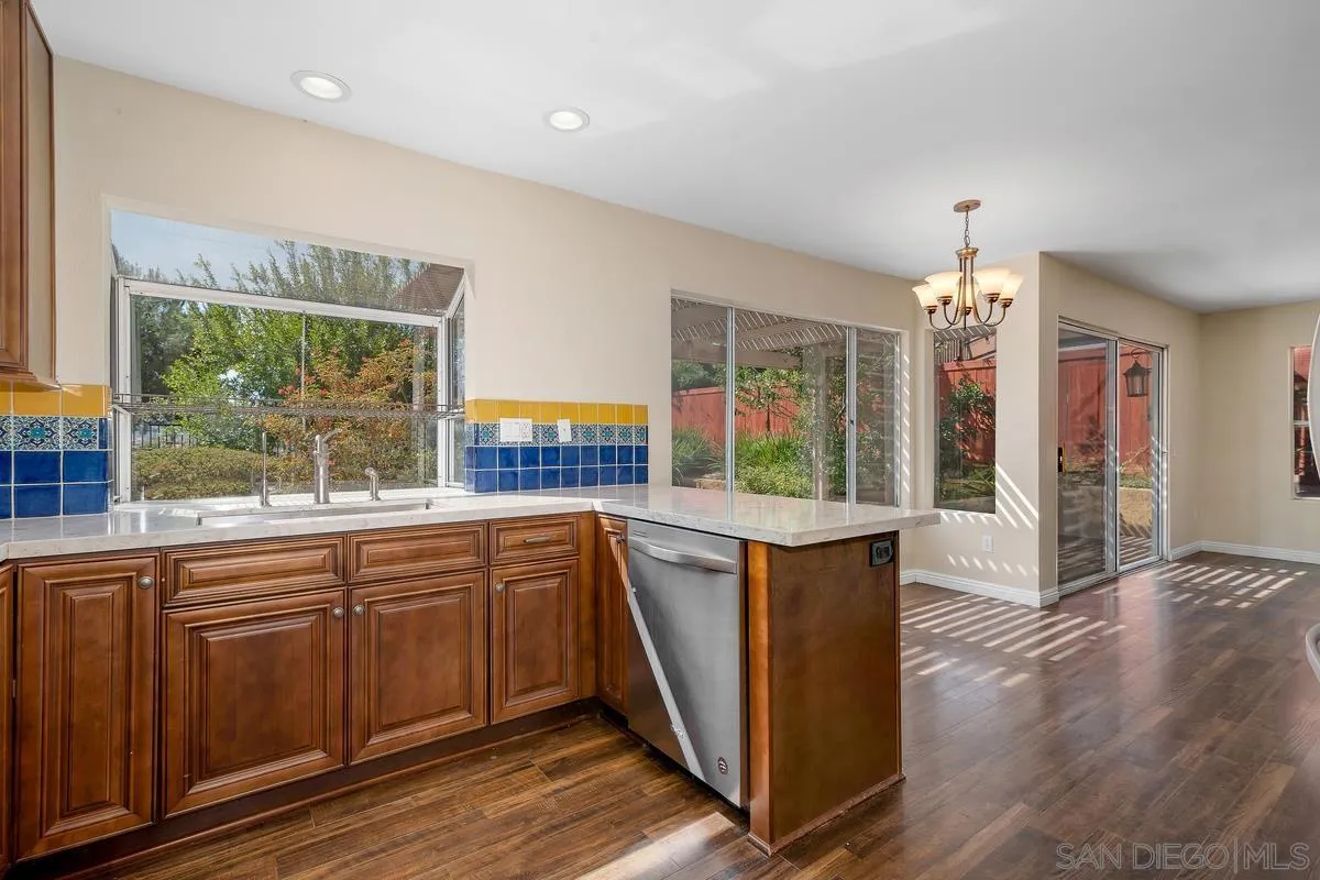 https://cdn.realtyfeed.com/cdn/127/250040007/78d579ed9ad921933f39fbf0f0cf3a6e.webp