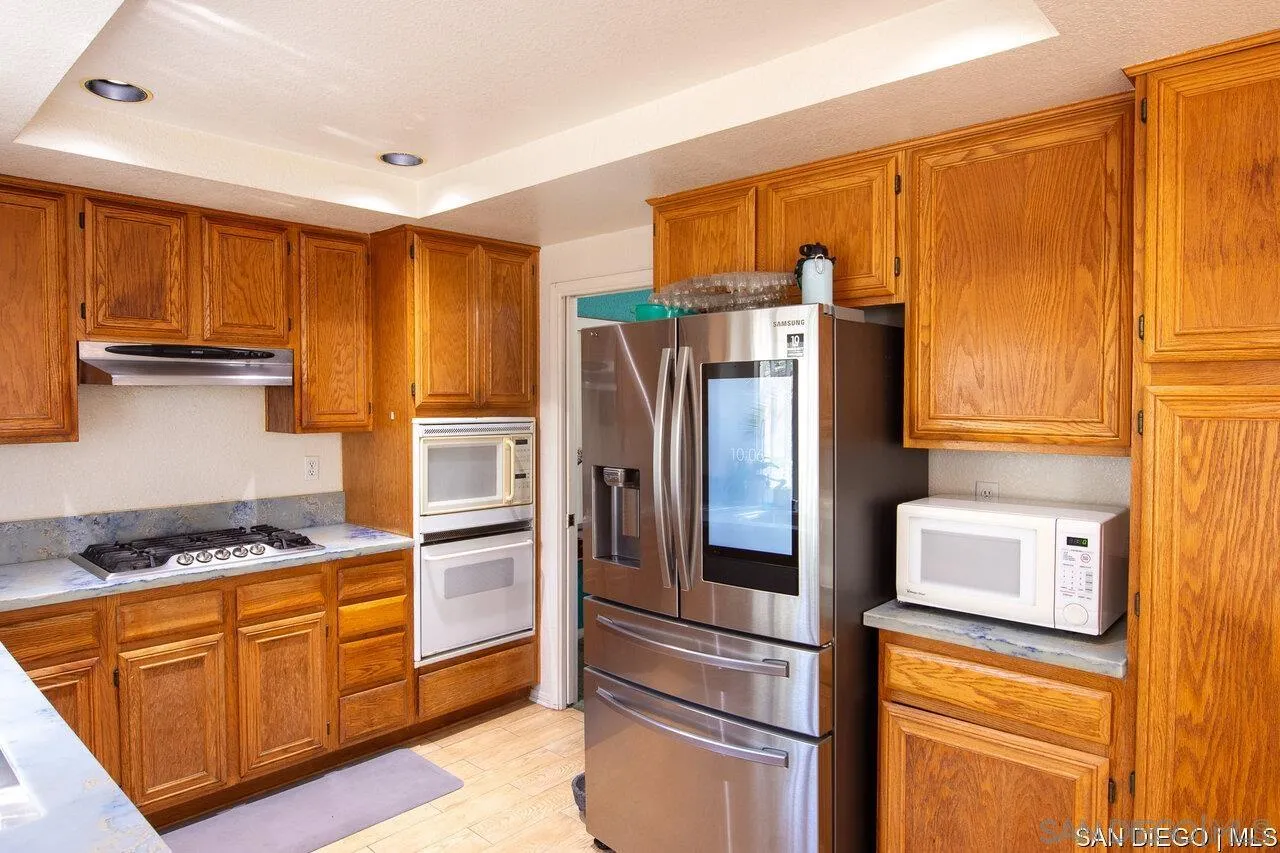 https://cdn.realtyfeed.com/cdn/127/250040013/0a1d8eb8afa12f517745dec292da9891.webp