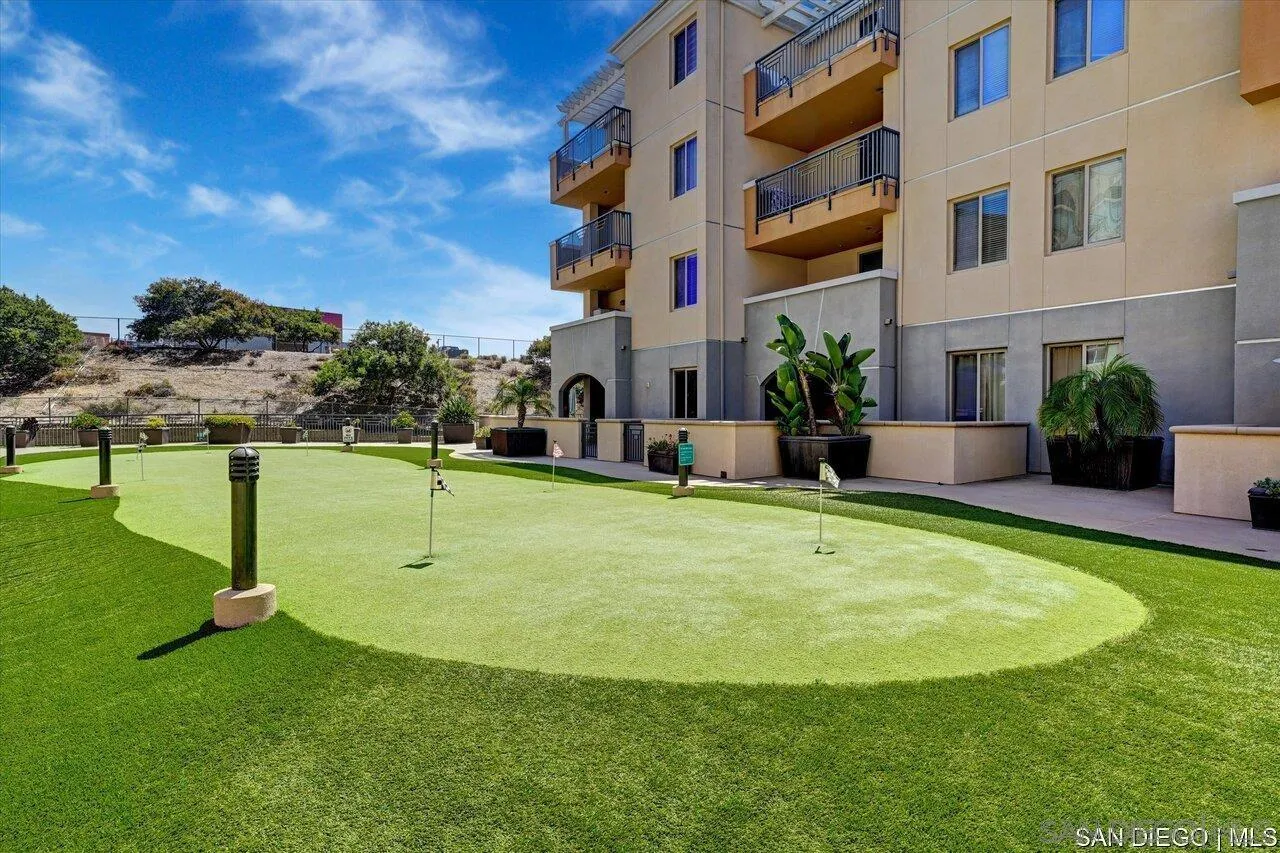 Photo #5: 250040015 Listing 