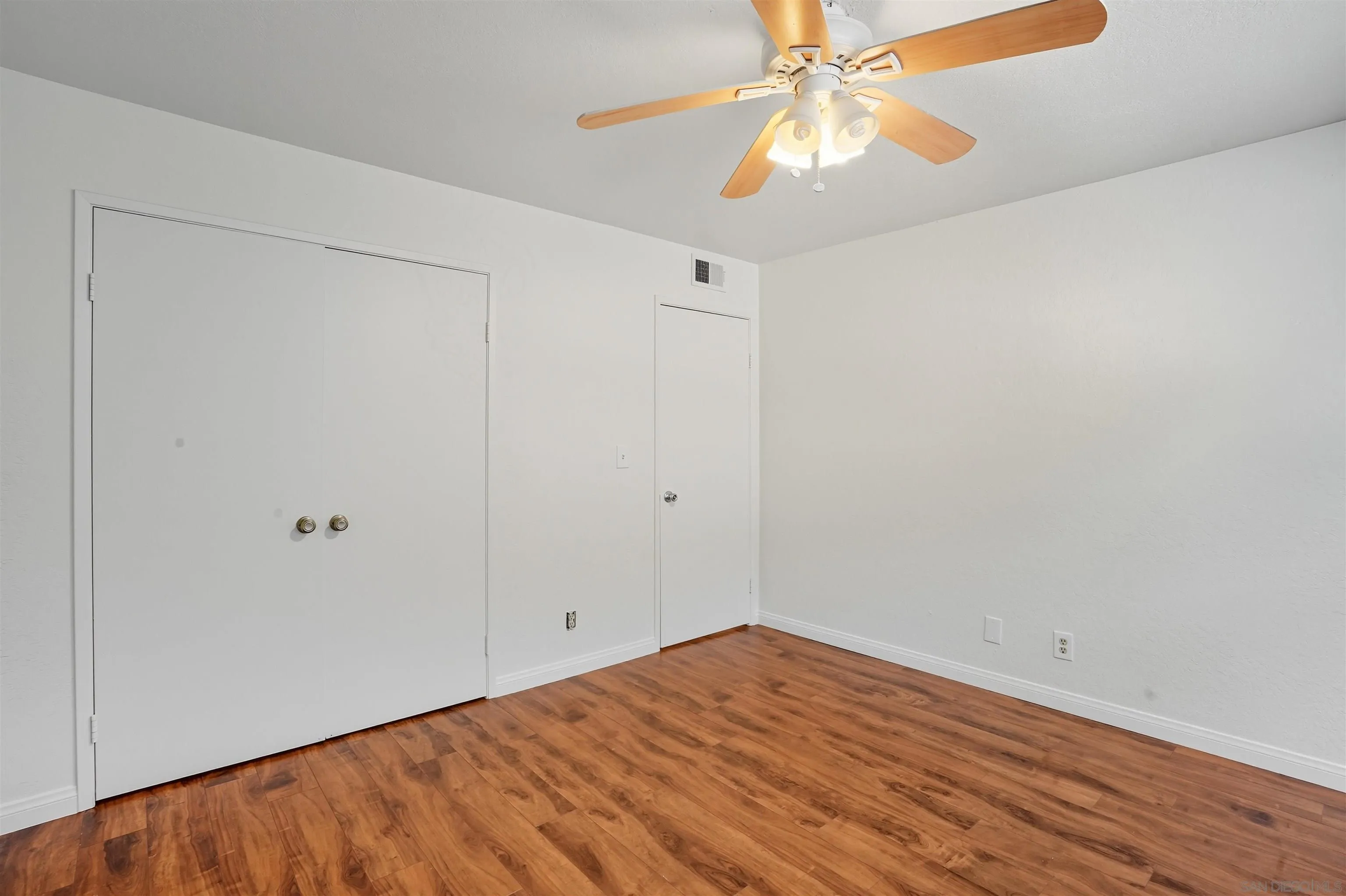 https://cdn.realtyfeed.com/cdn/127/250040016/40acaa7d24ffdc95fdb8168054e1d4e8.webp