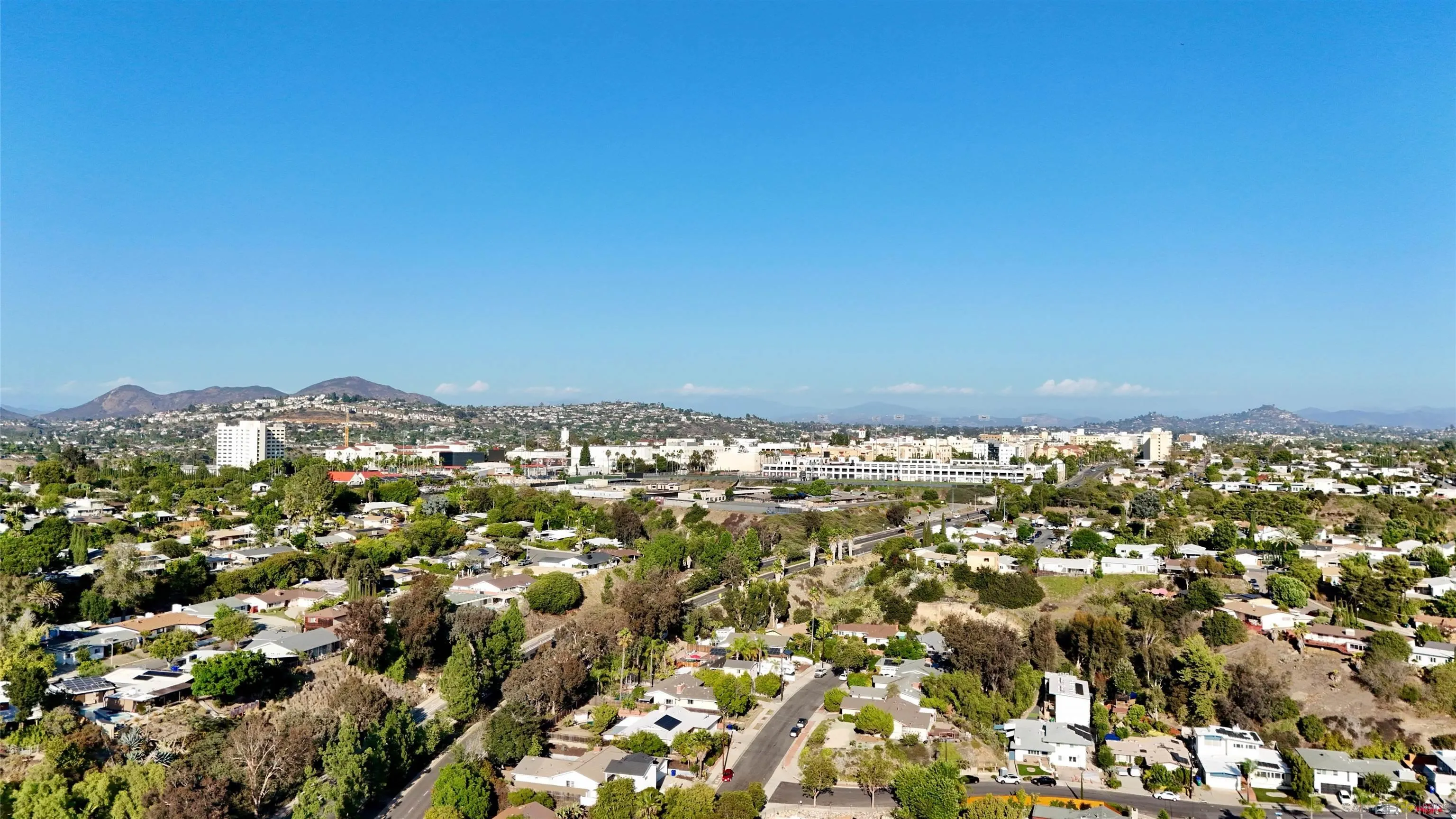 https://cdn.realtyfeed.com/cdn/127/250040016/4e9a4c59168cfc237167b584c42b3bcc.webp