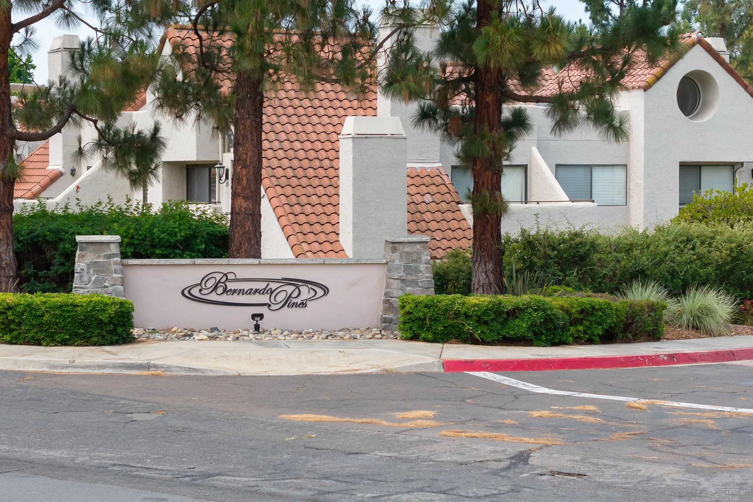 https://cdn.realtyfeed.com/cdn/127/250040023/3cd453f48a0b95197c0668fa706593d6.webp